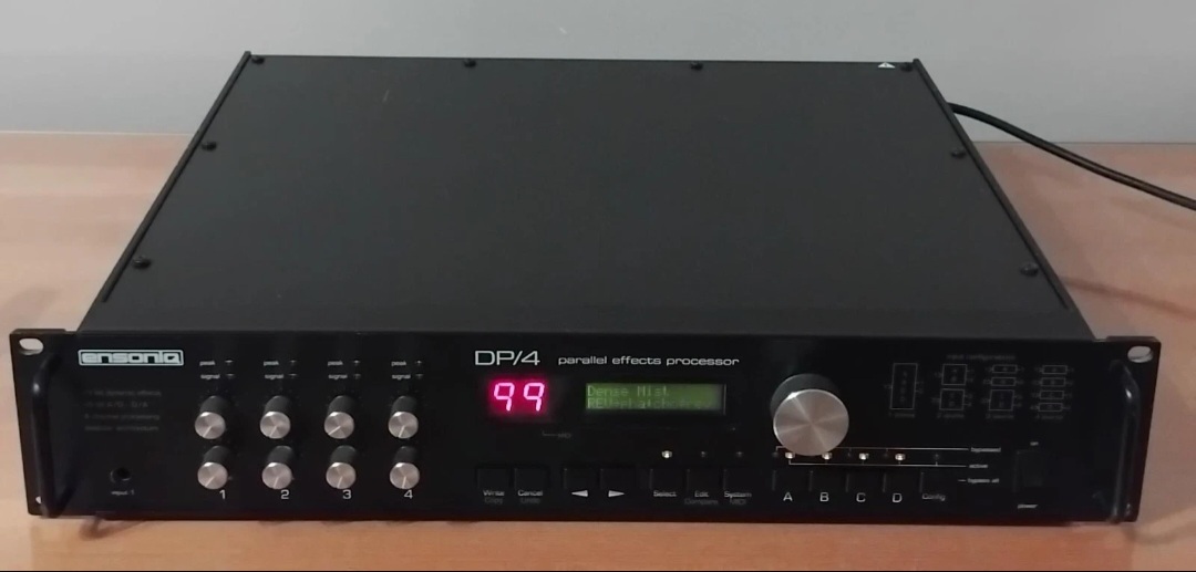 Ensoniq DP/4 – Multi-effets rack vintage légendaire