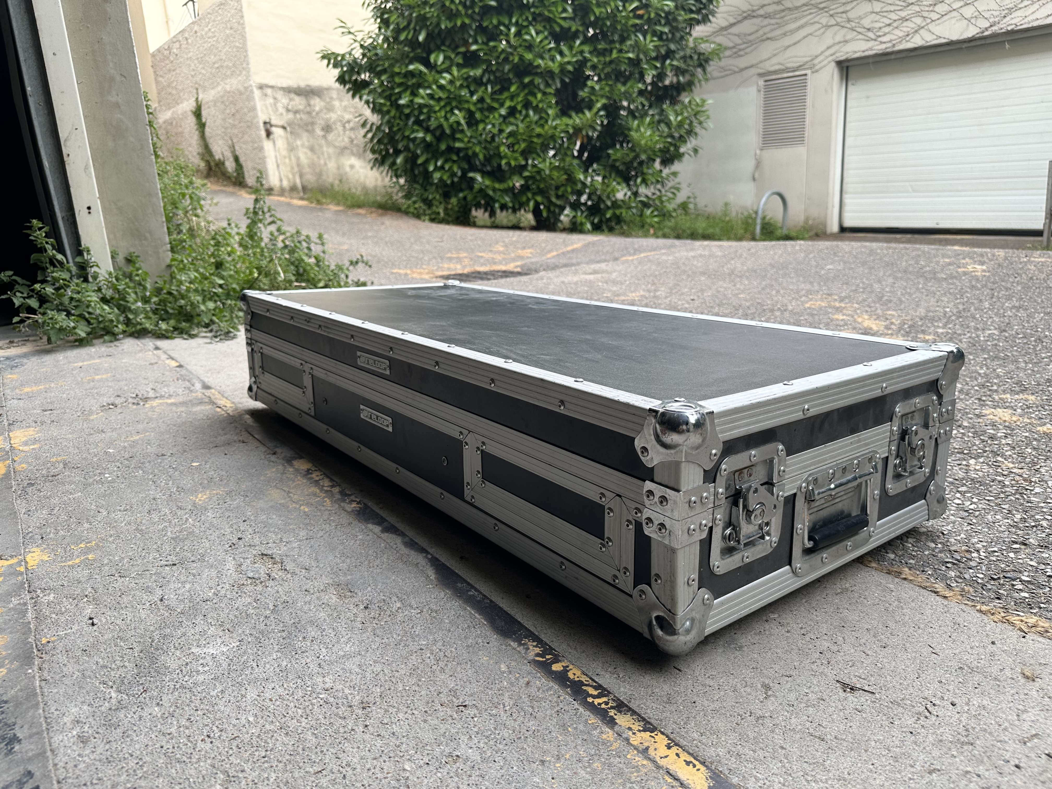Flight Case Régie DJ pour CDJ & table de mixage
