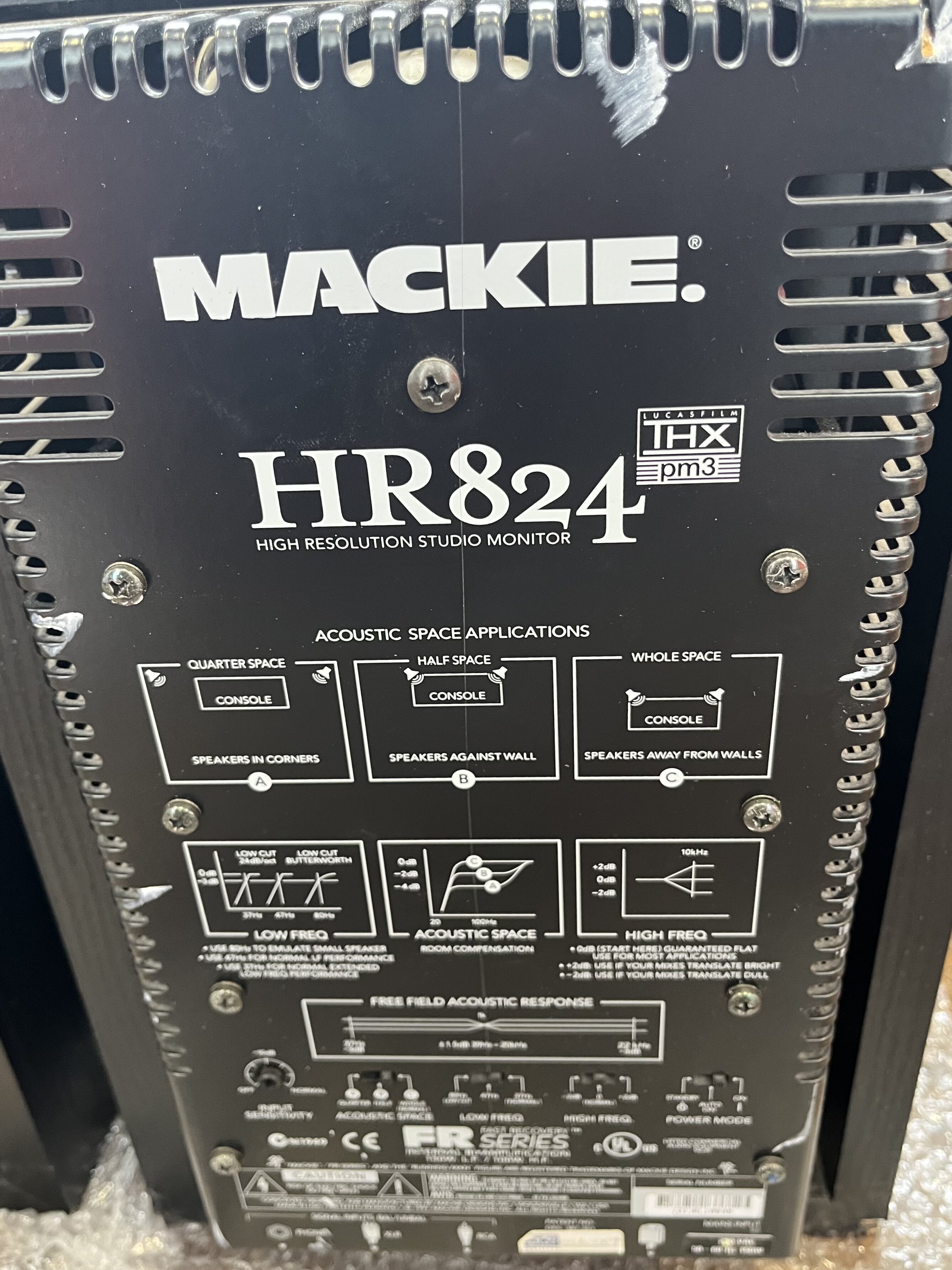 Mackie HR824 (42890)