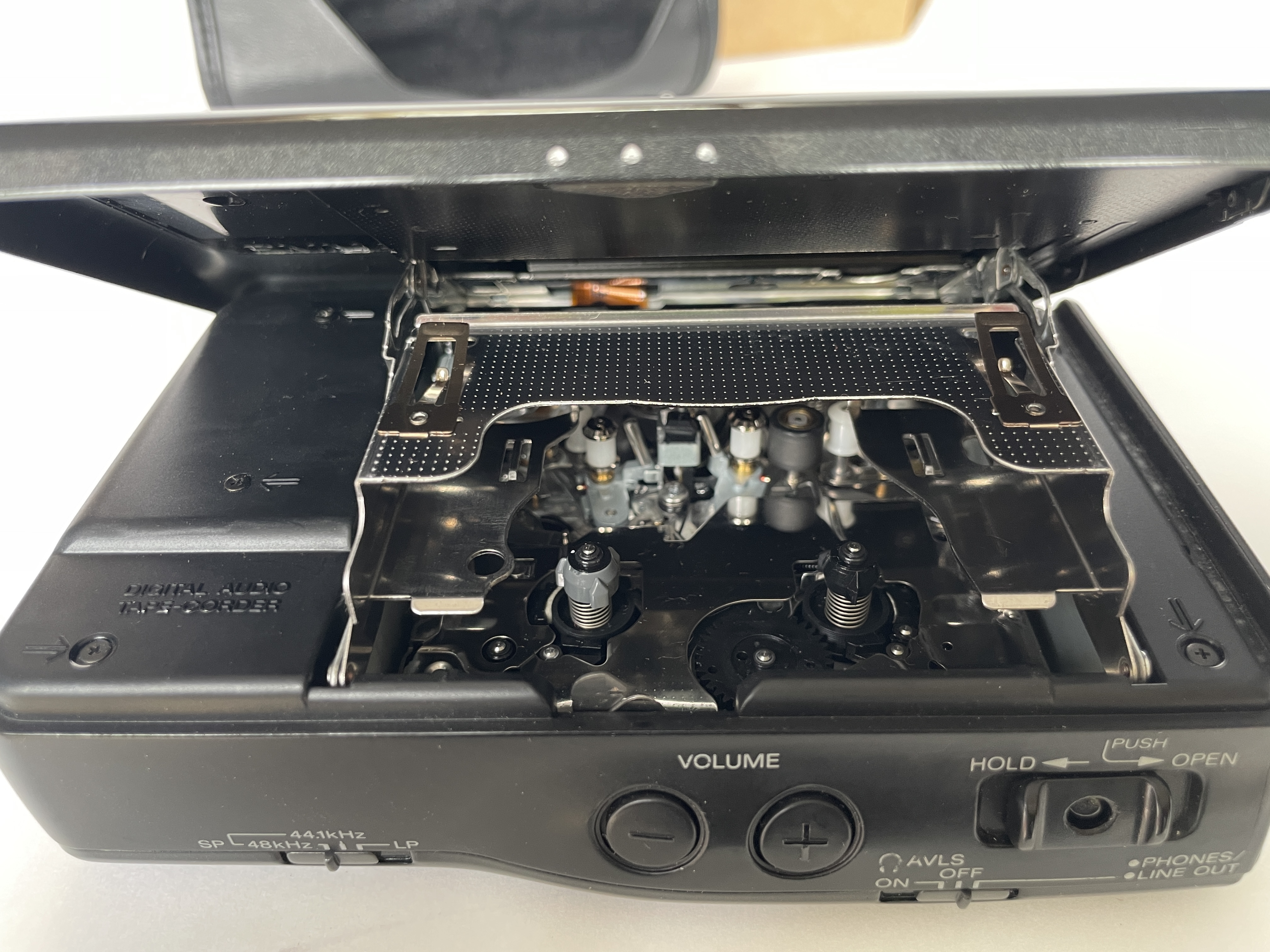 Sony TCD-D8 (91379)