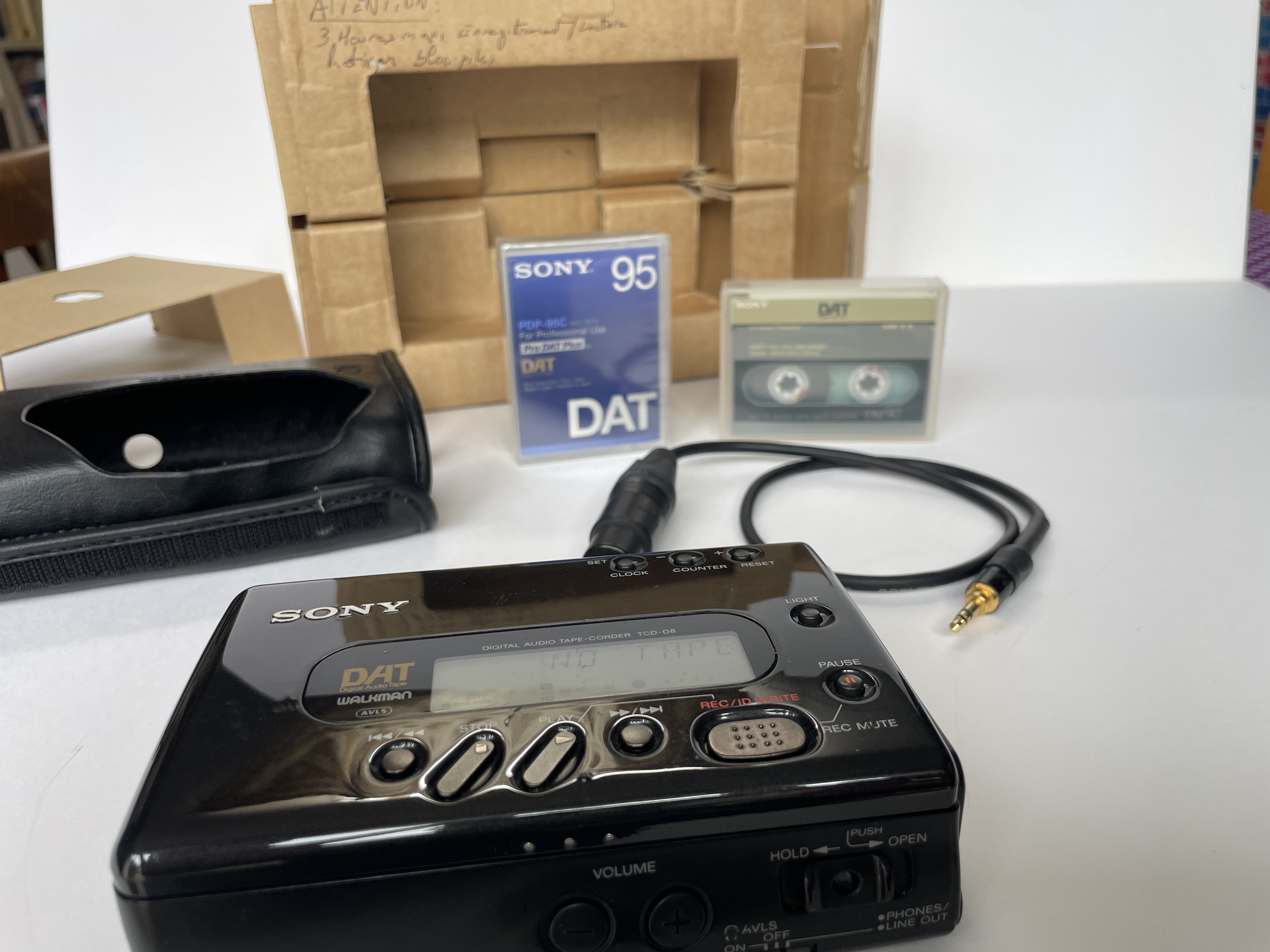 Sony TCD-D8 (80224)