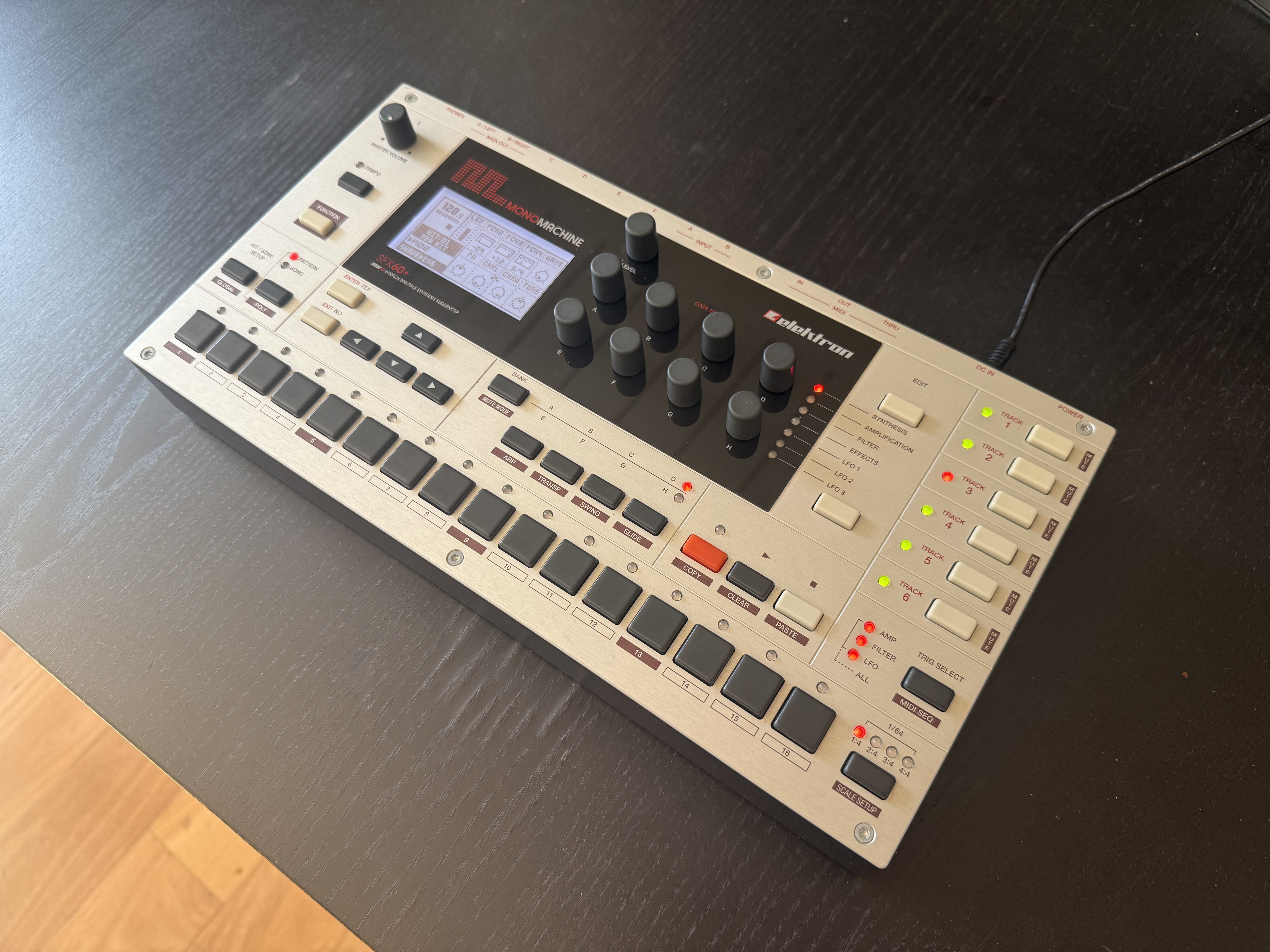 Elektron Monomachine SFX60 Mk2 +drive