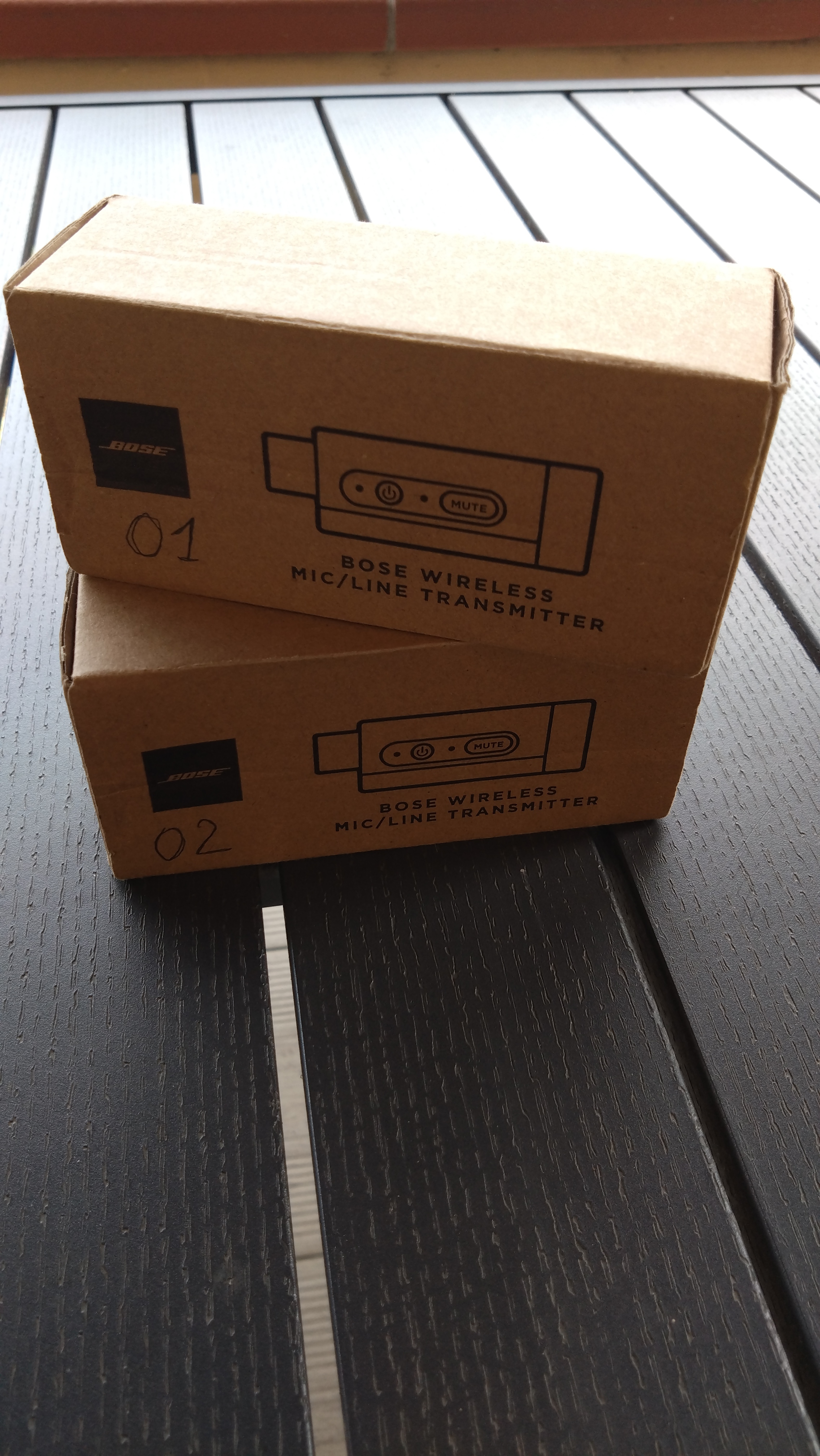 2 x boites BOSE WIRELESS line et micro transmetteur XLR