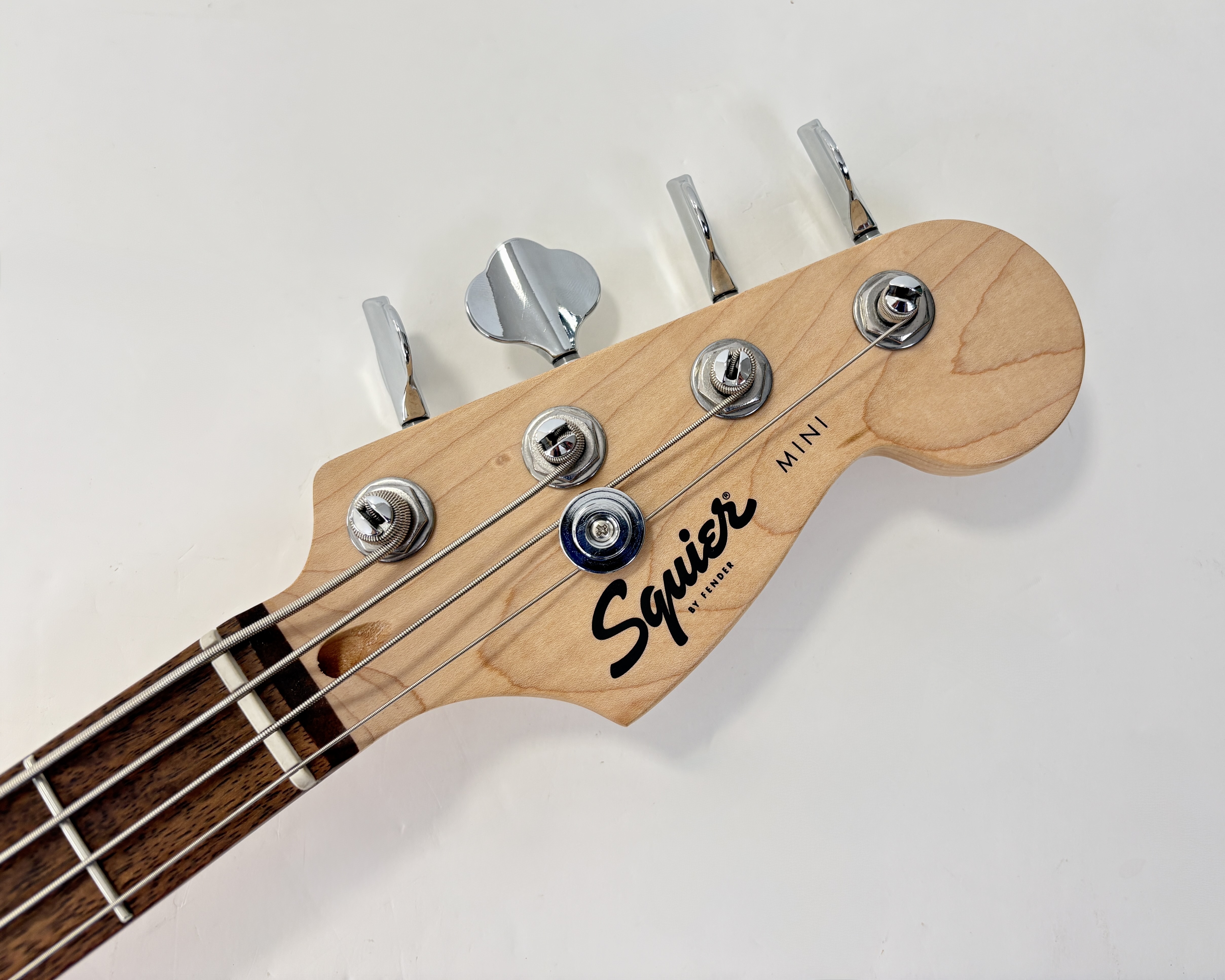 Squier Mini Precision Bass (1888)