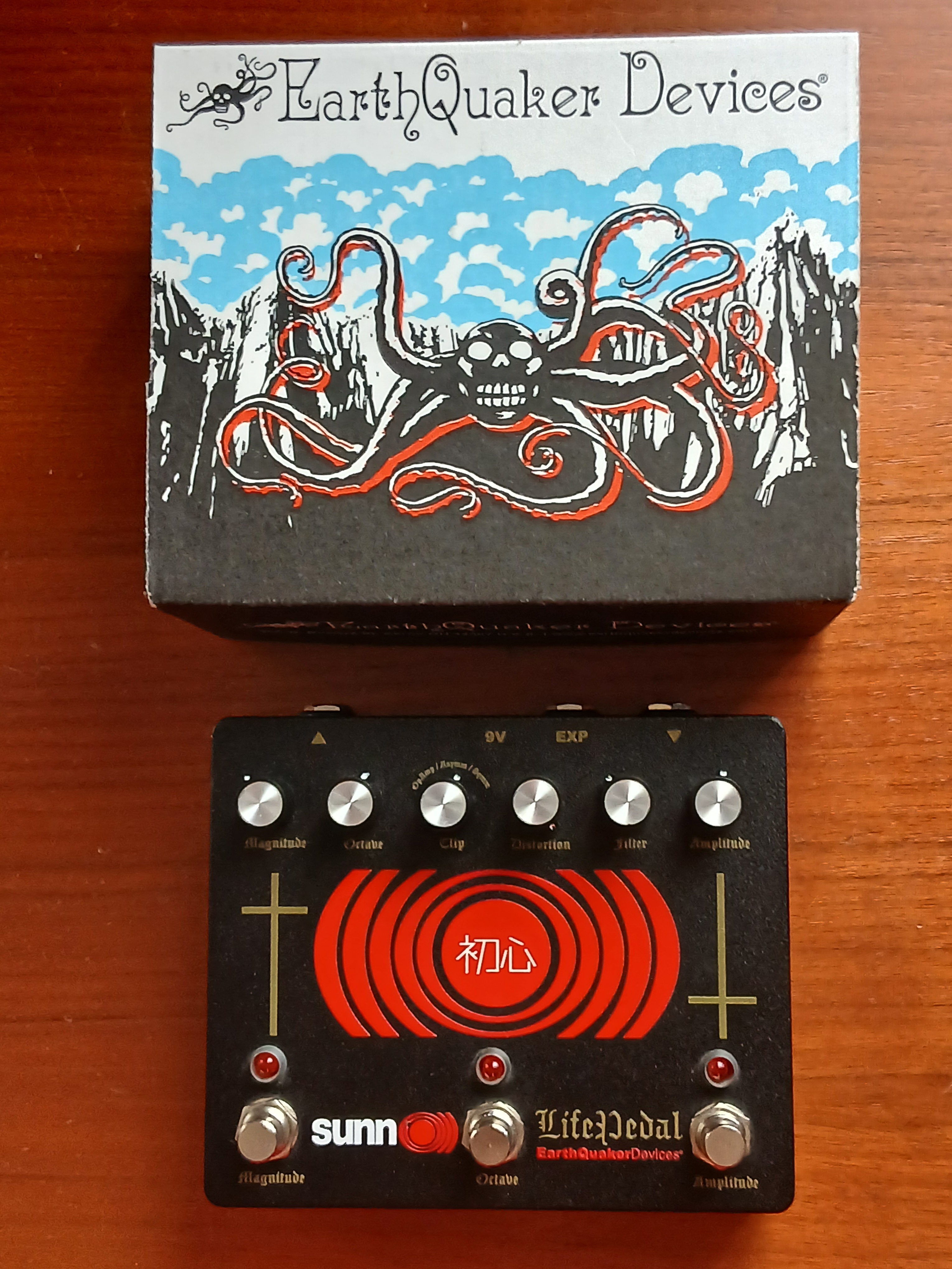 Earthquaker Devices Life Pedal V3