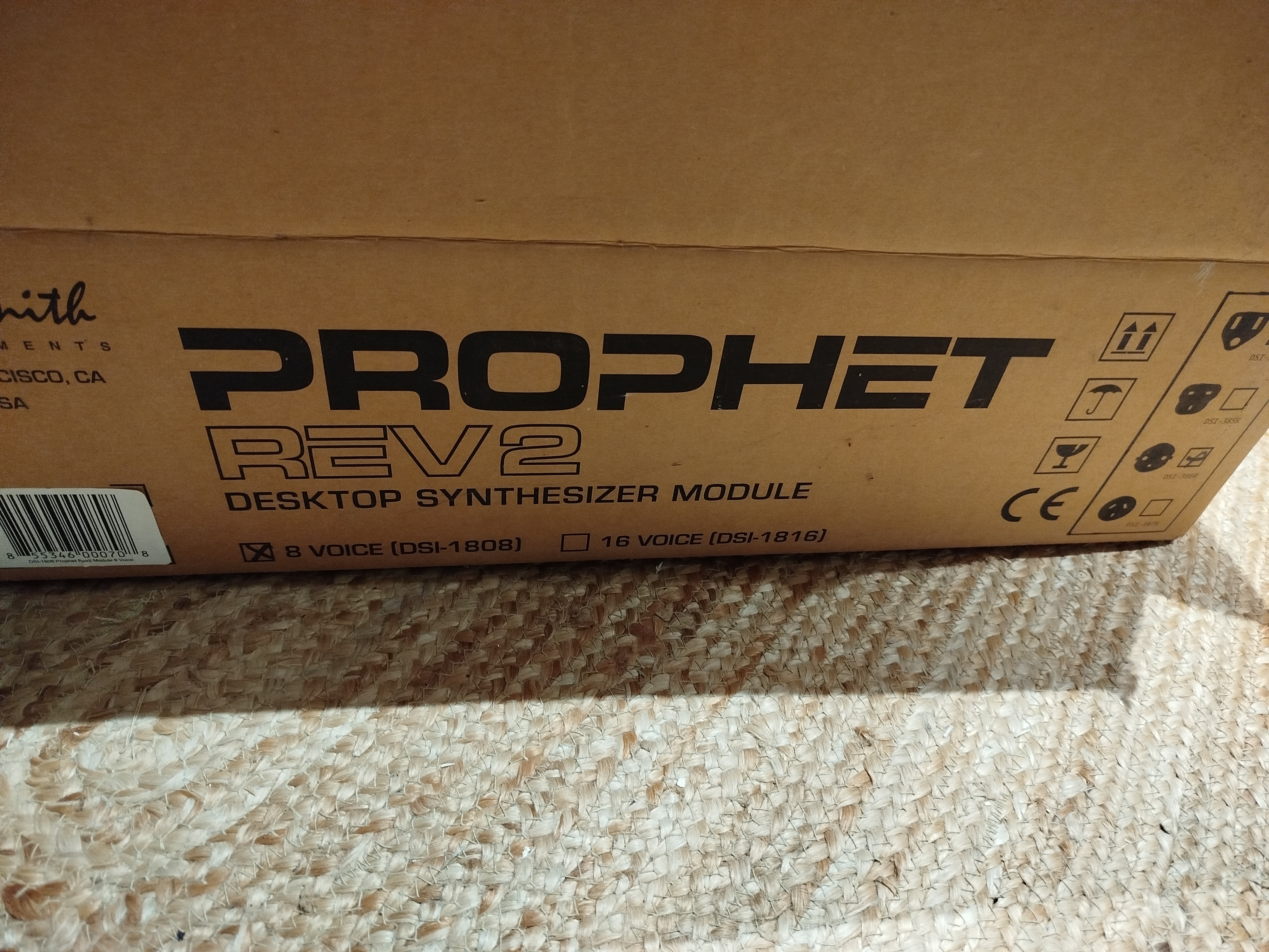 Dave Smith Instruments Prophet Rev2 Module 8 voix (50907)