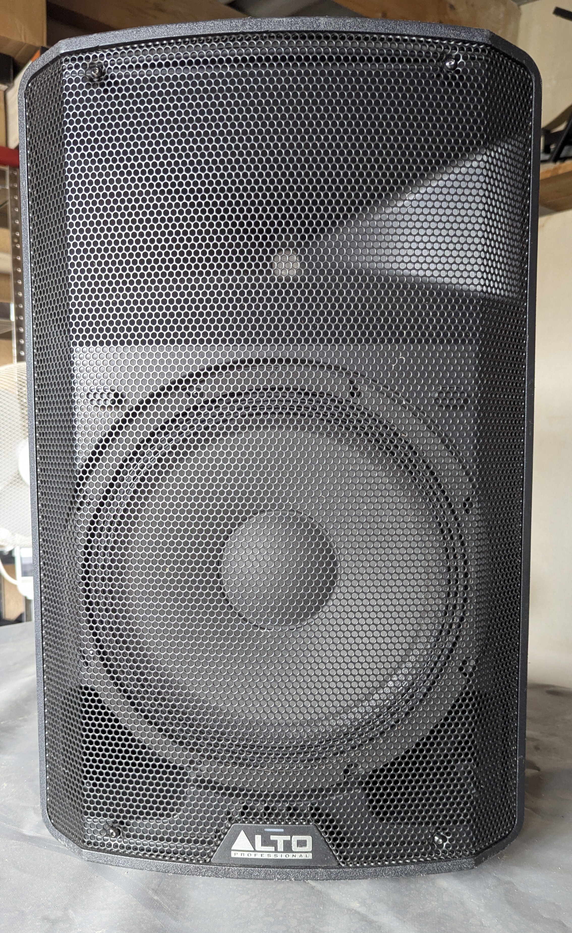 Enceinte amplifiée Alto TX212 600W