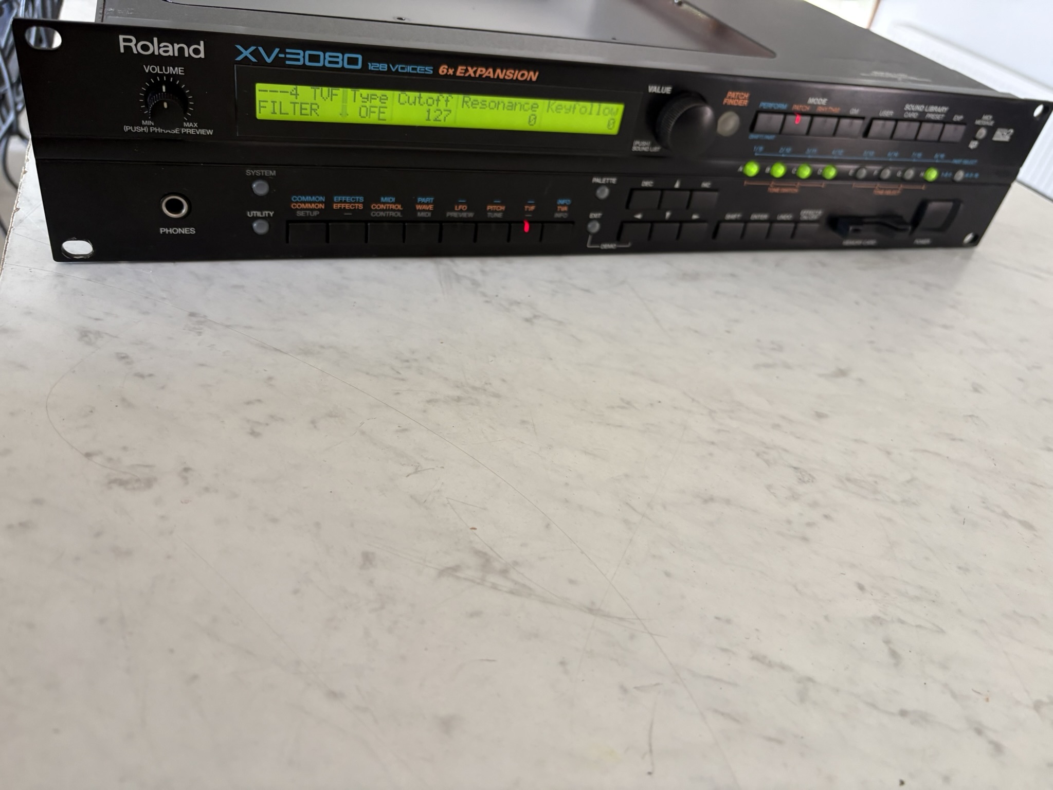 roland XV3080
