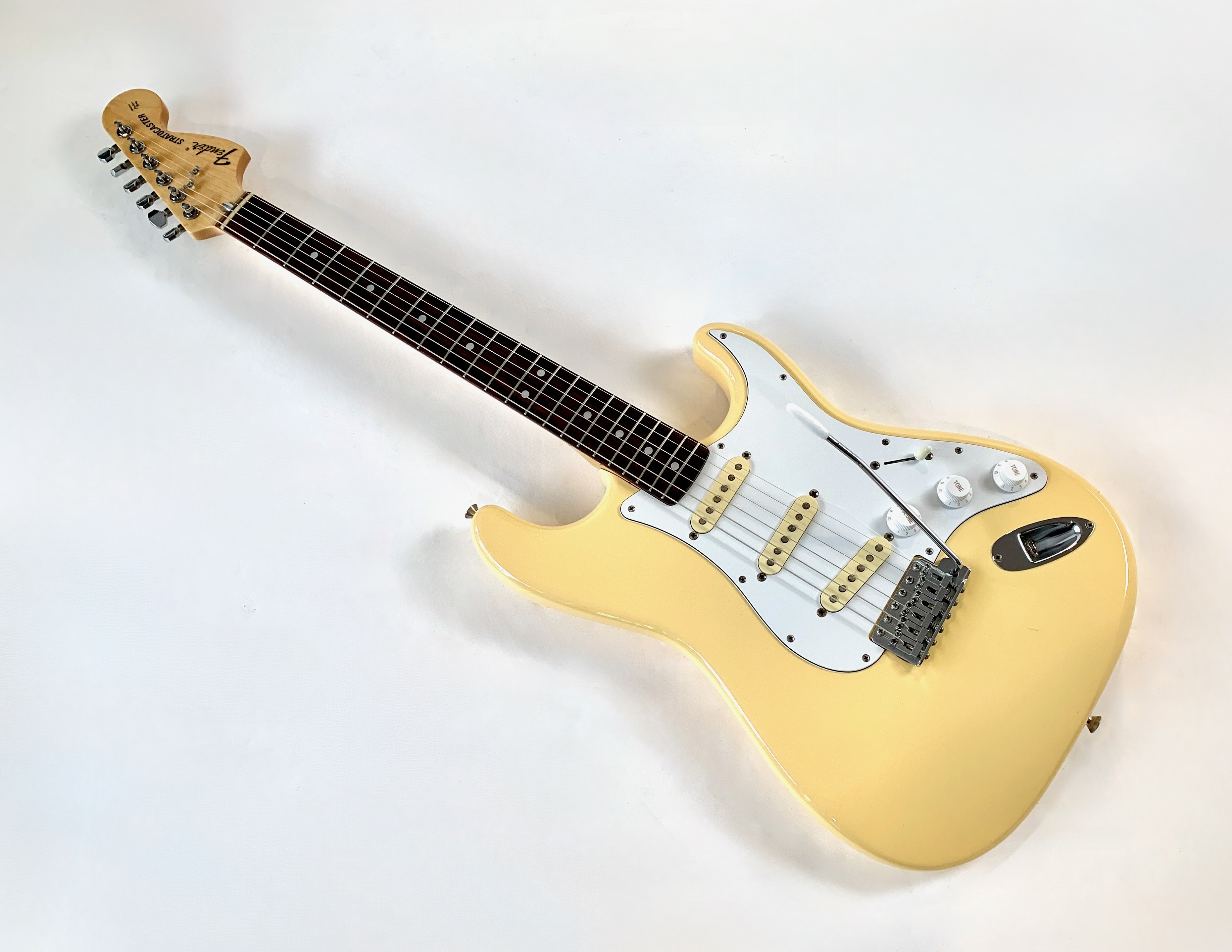 Fender ST72-xx (52905)