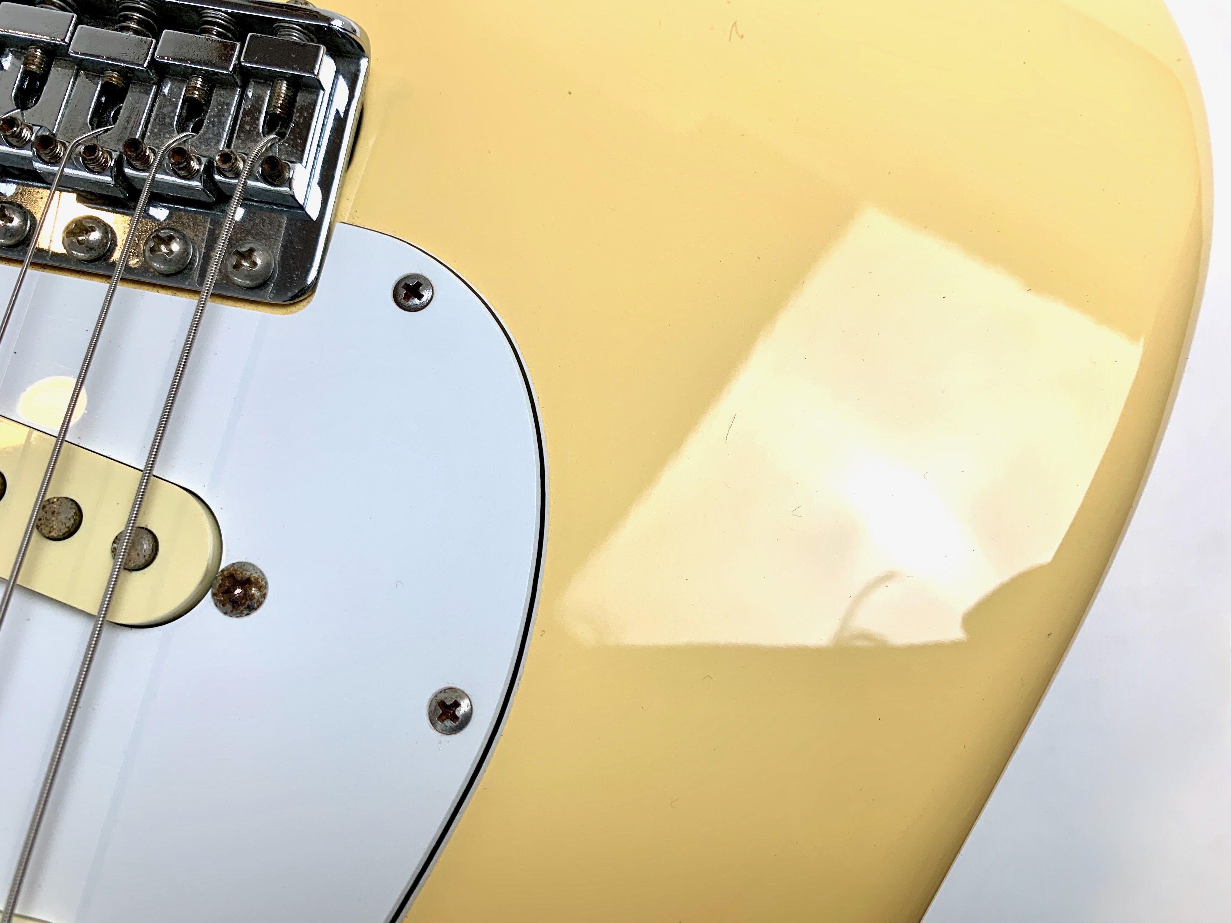 Fender ST72-xx (61010)