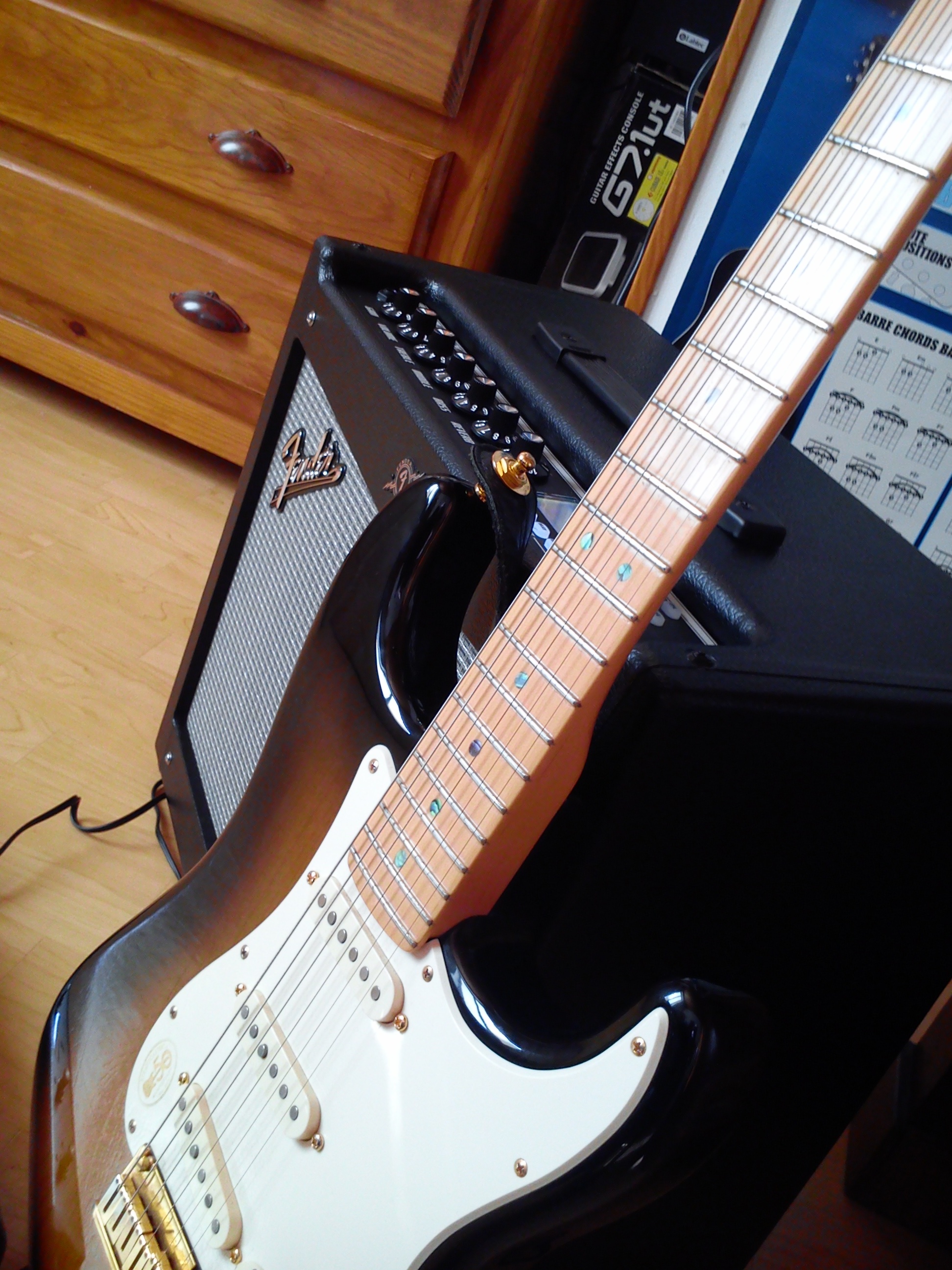 Fender 50th Anniversary American Deluxe Stratocaster (2004)