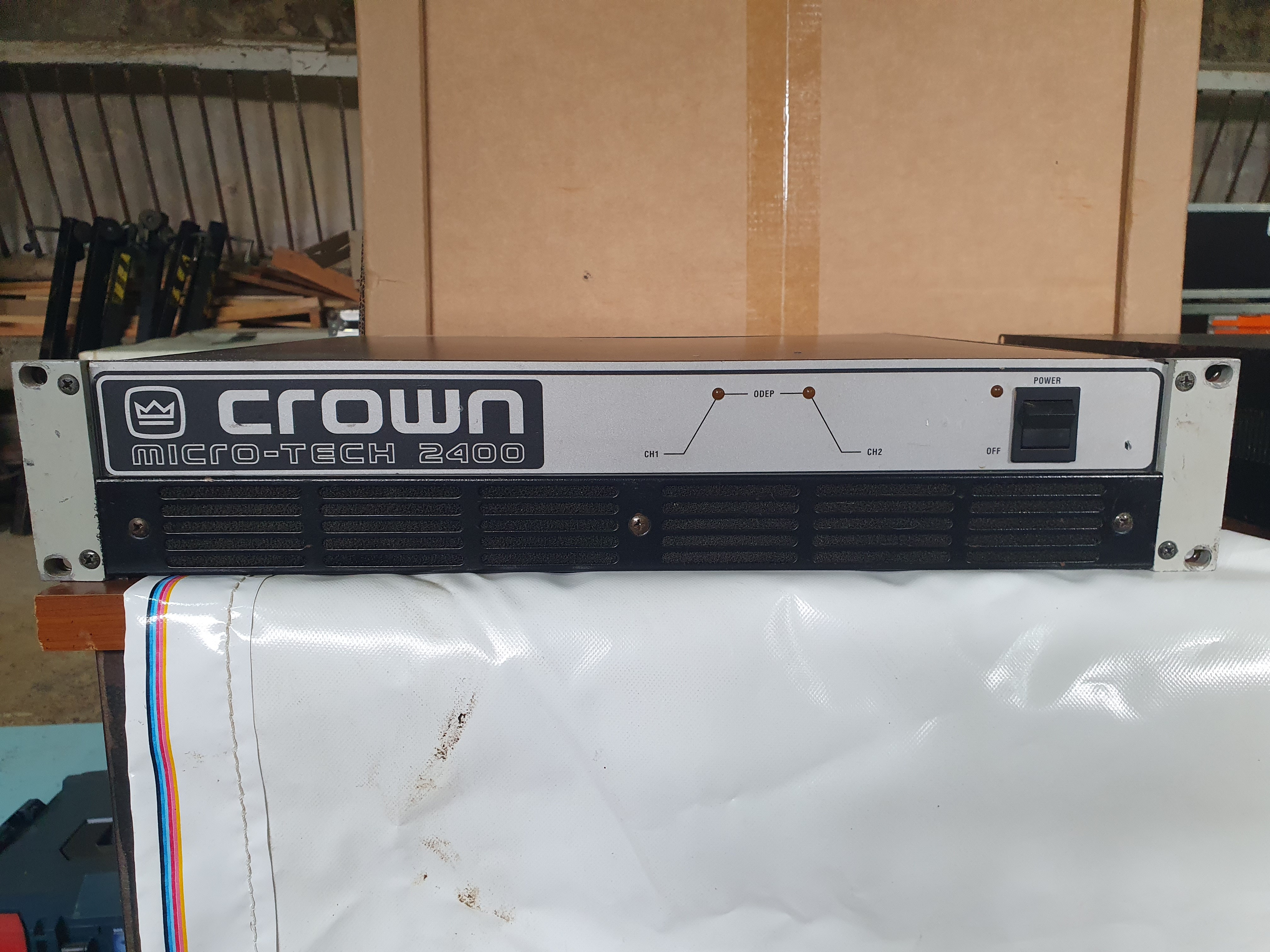 Crown mt 2400