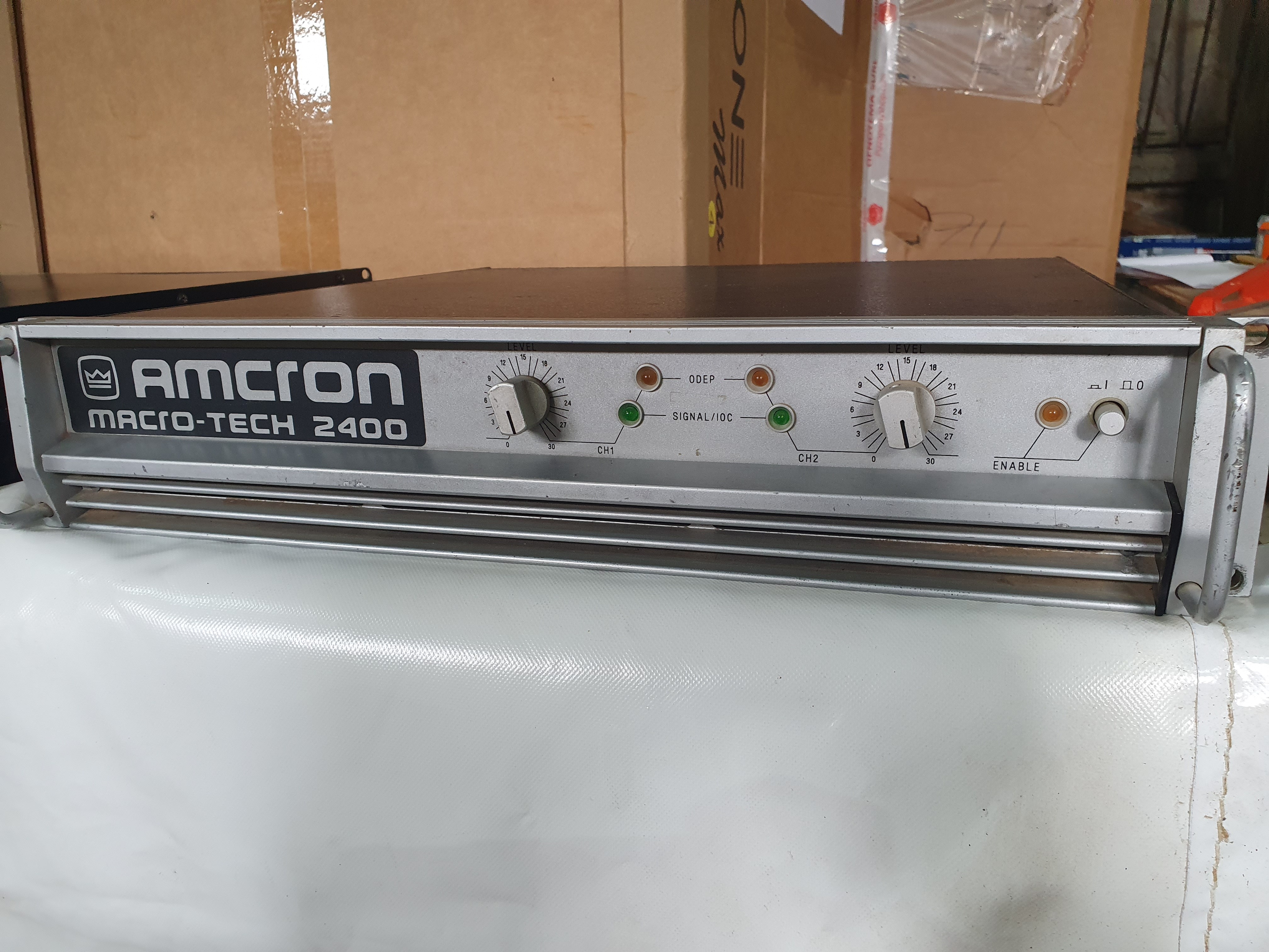 Amcron ma2400