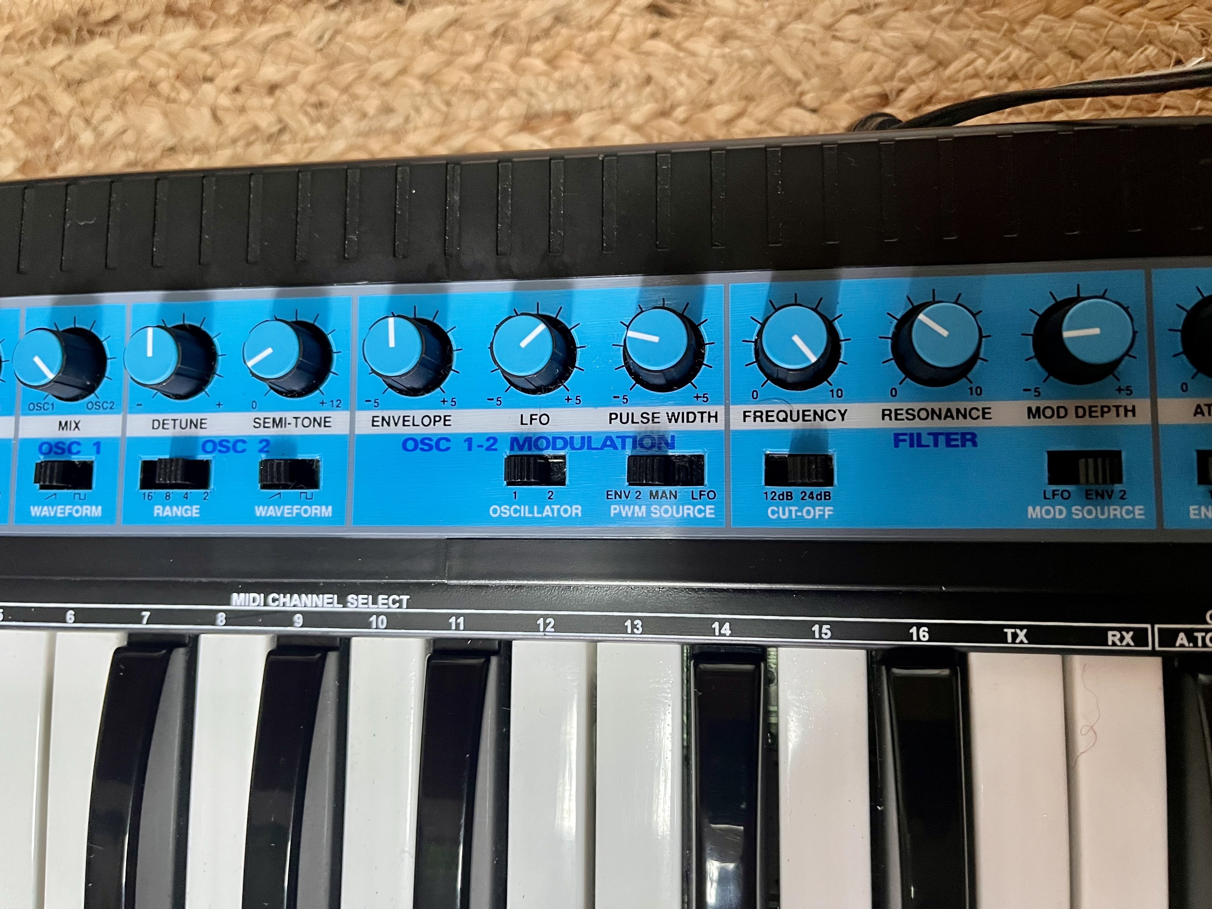 Novation BassStation (56688)
