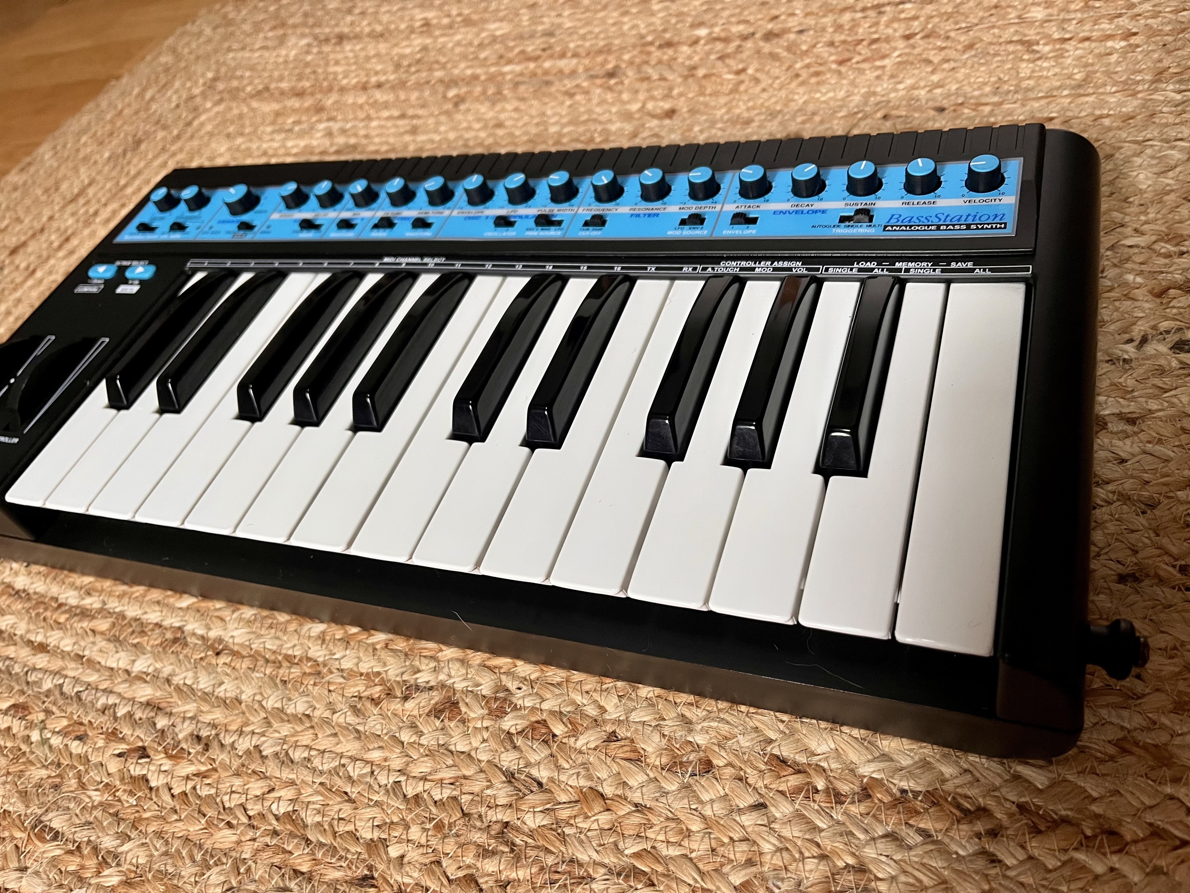 Novation BassStation (24882)