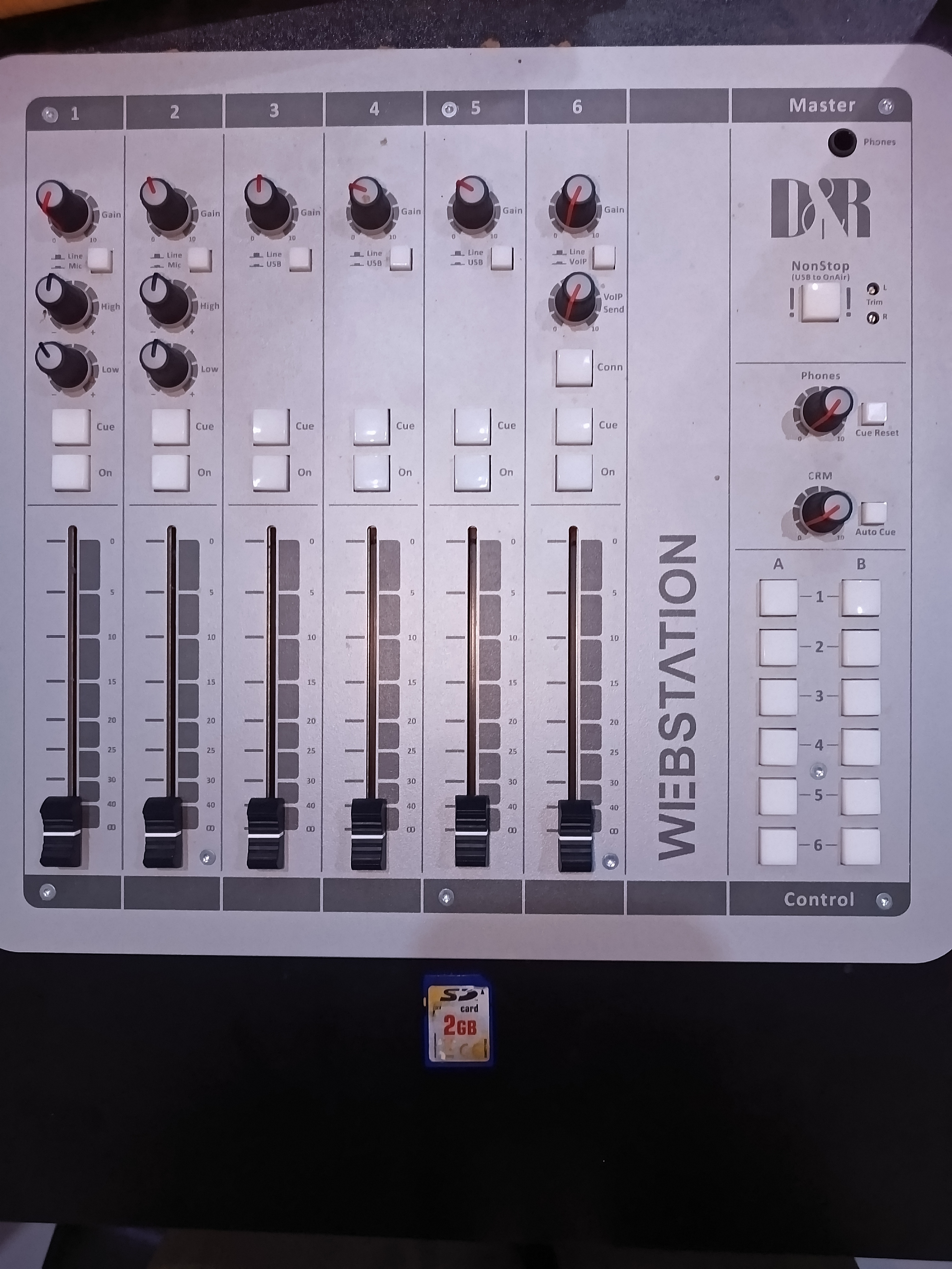 D&R webstation