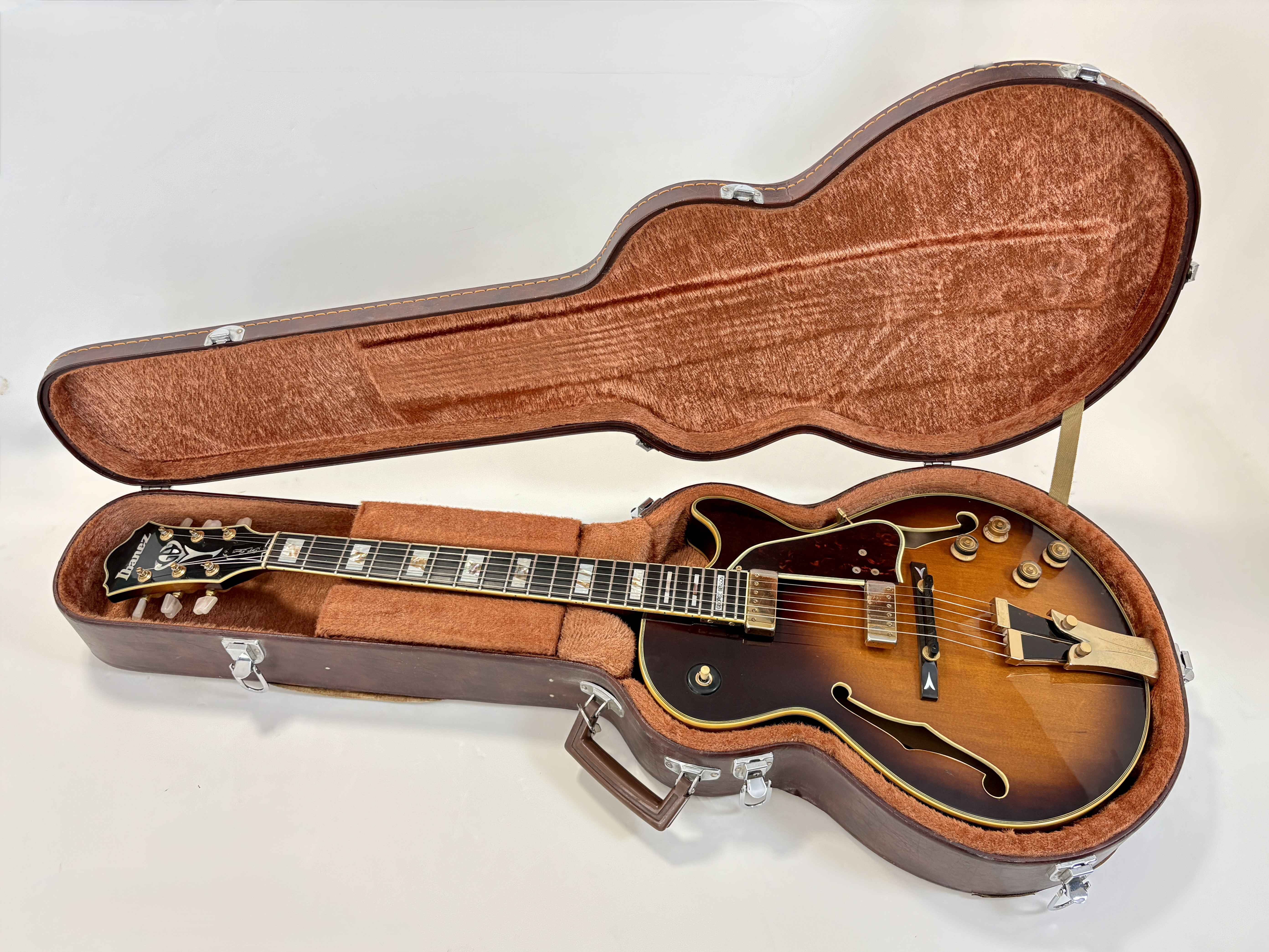 Ibanez GB10 George Benson Signature Prestige (32782)