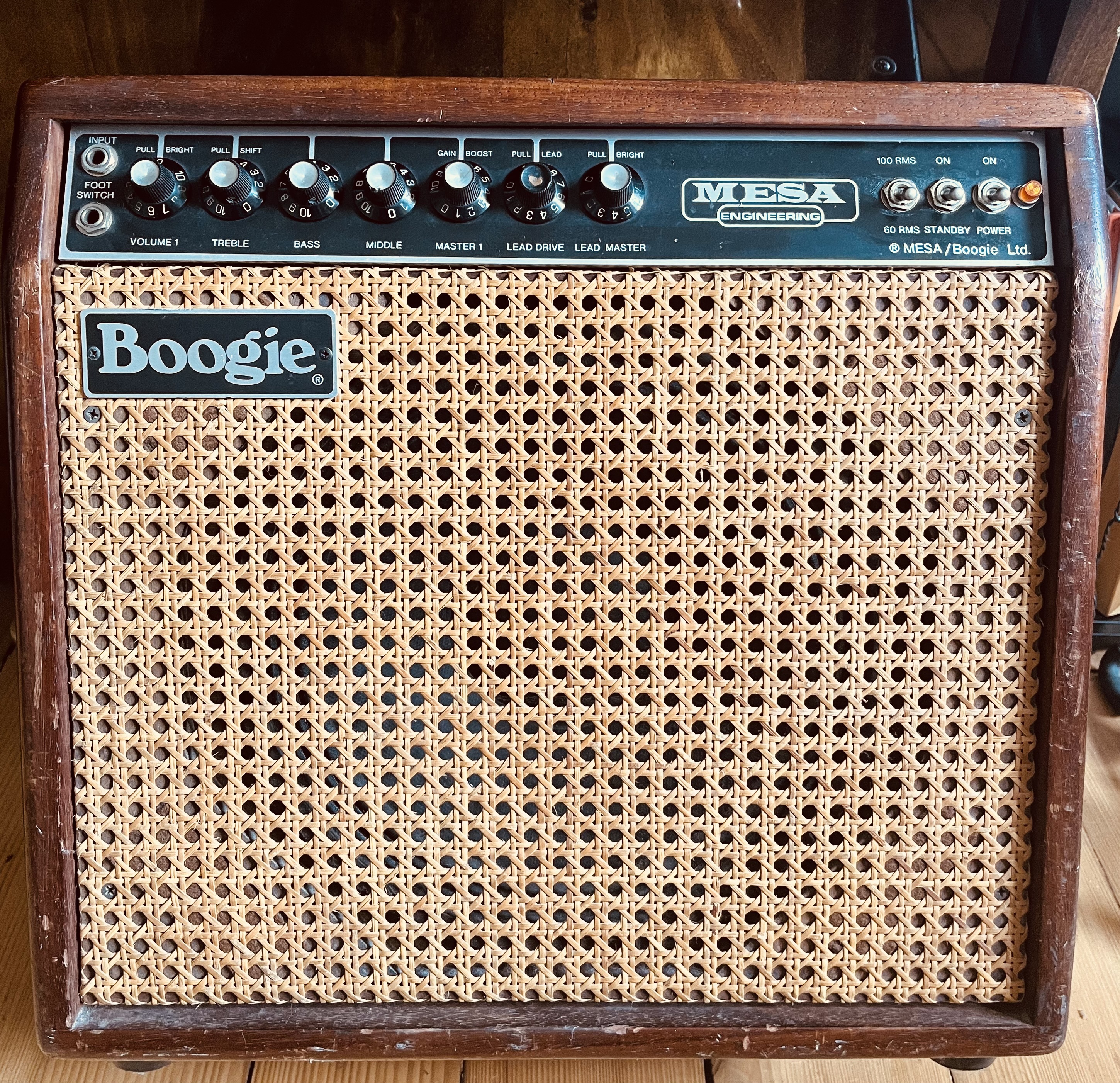 vends ampli Mesa Boogie Mark 2 en bois .