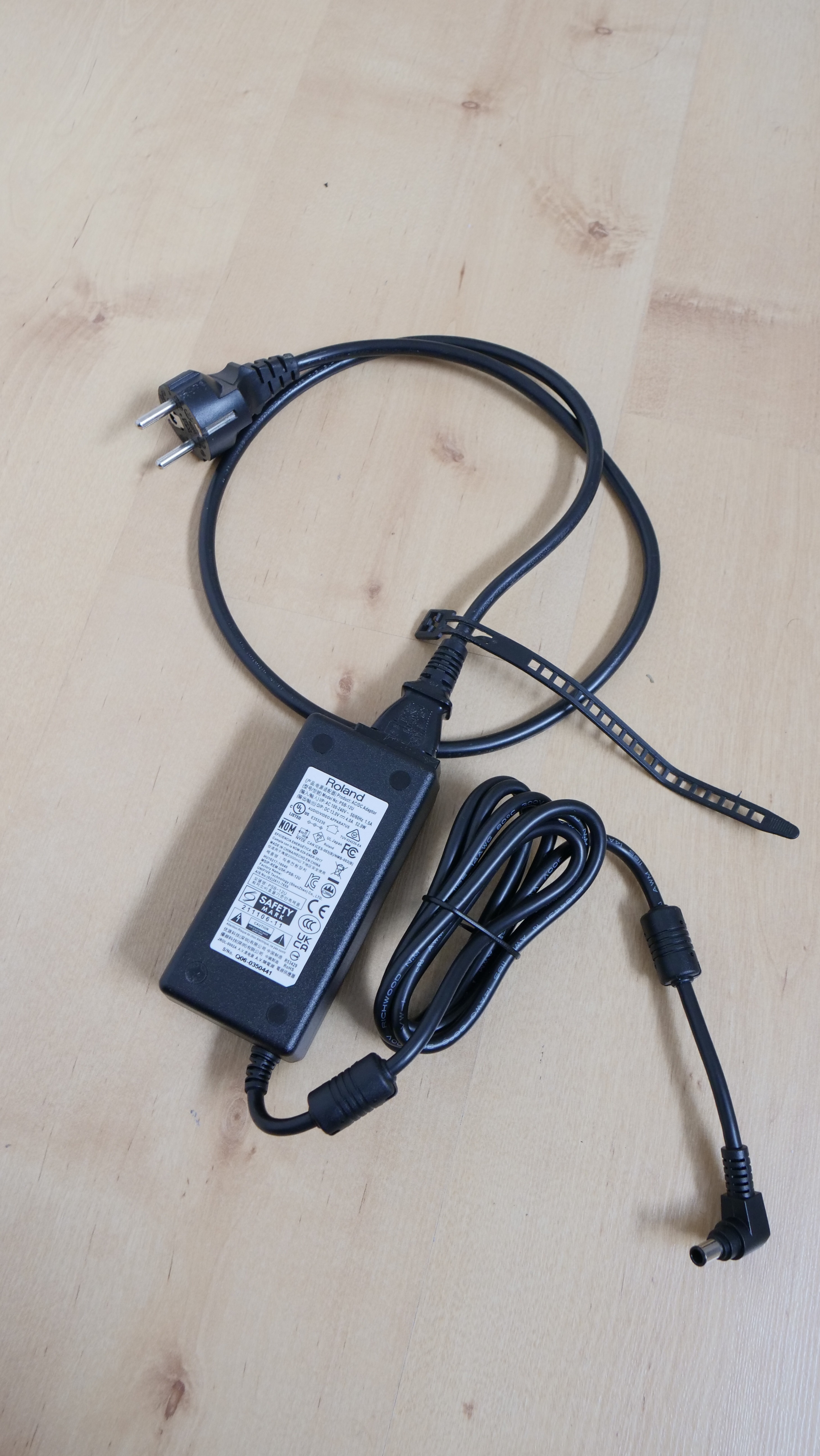 Roland AC-33 (99365)