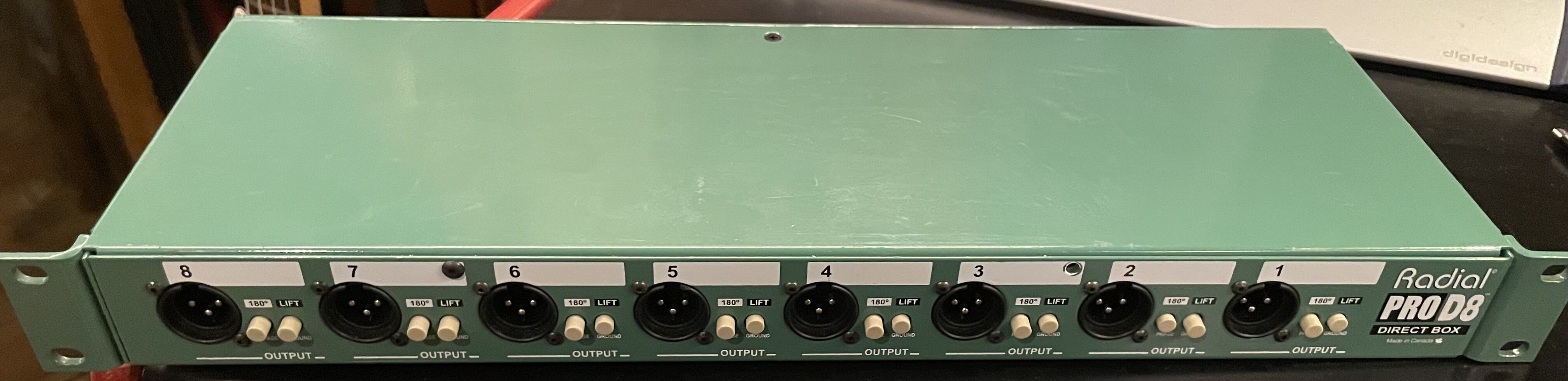 vend Radial Engineering ProD8 en impéccable état. 