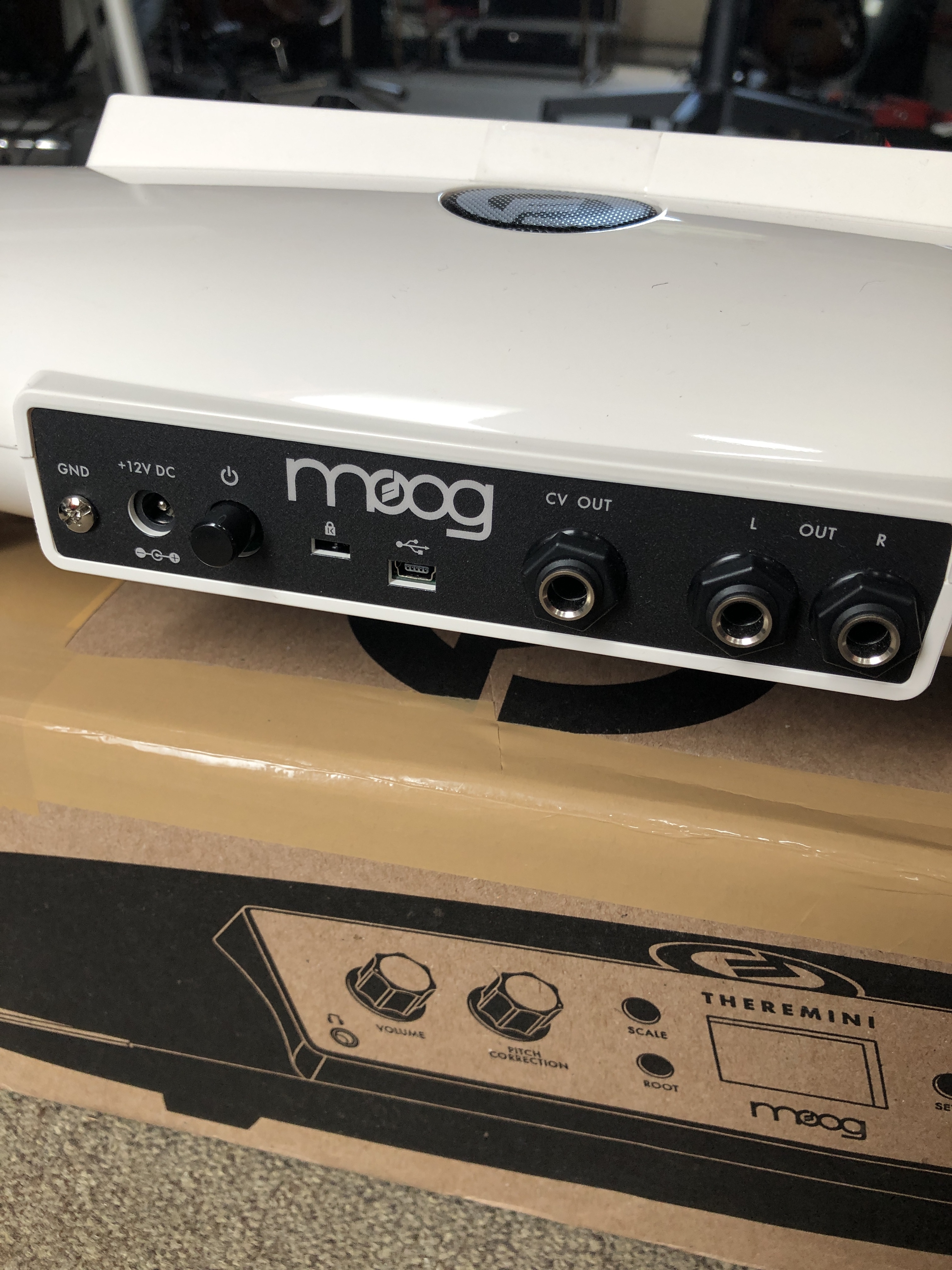 Vends Theremini