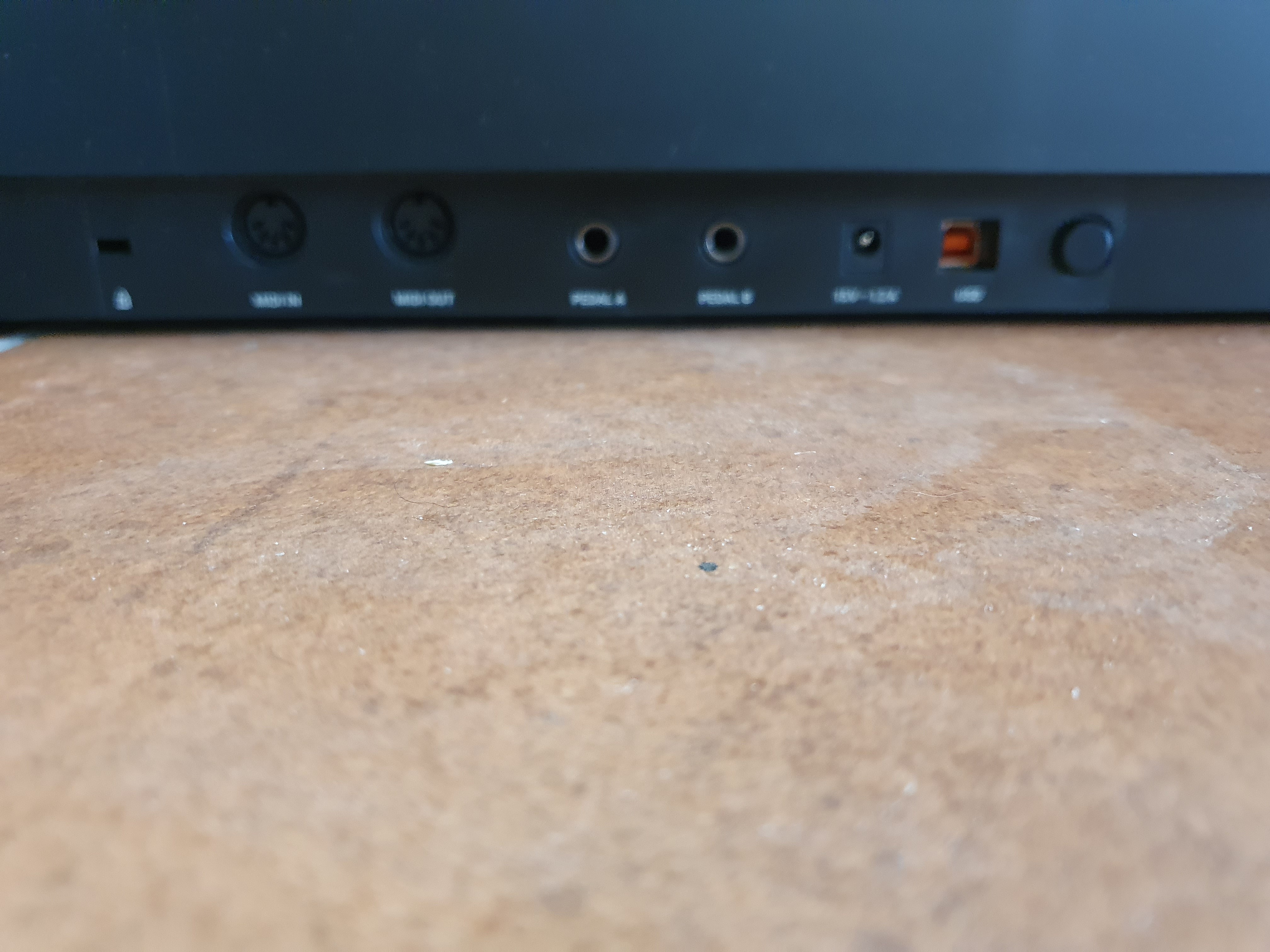 Komplete Kontrol S61 MK2-Vue connections