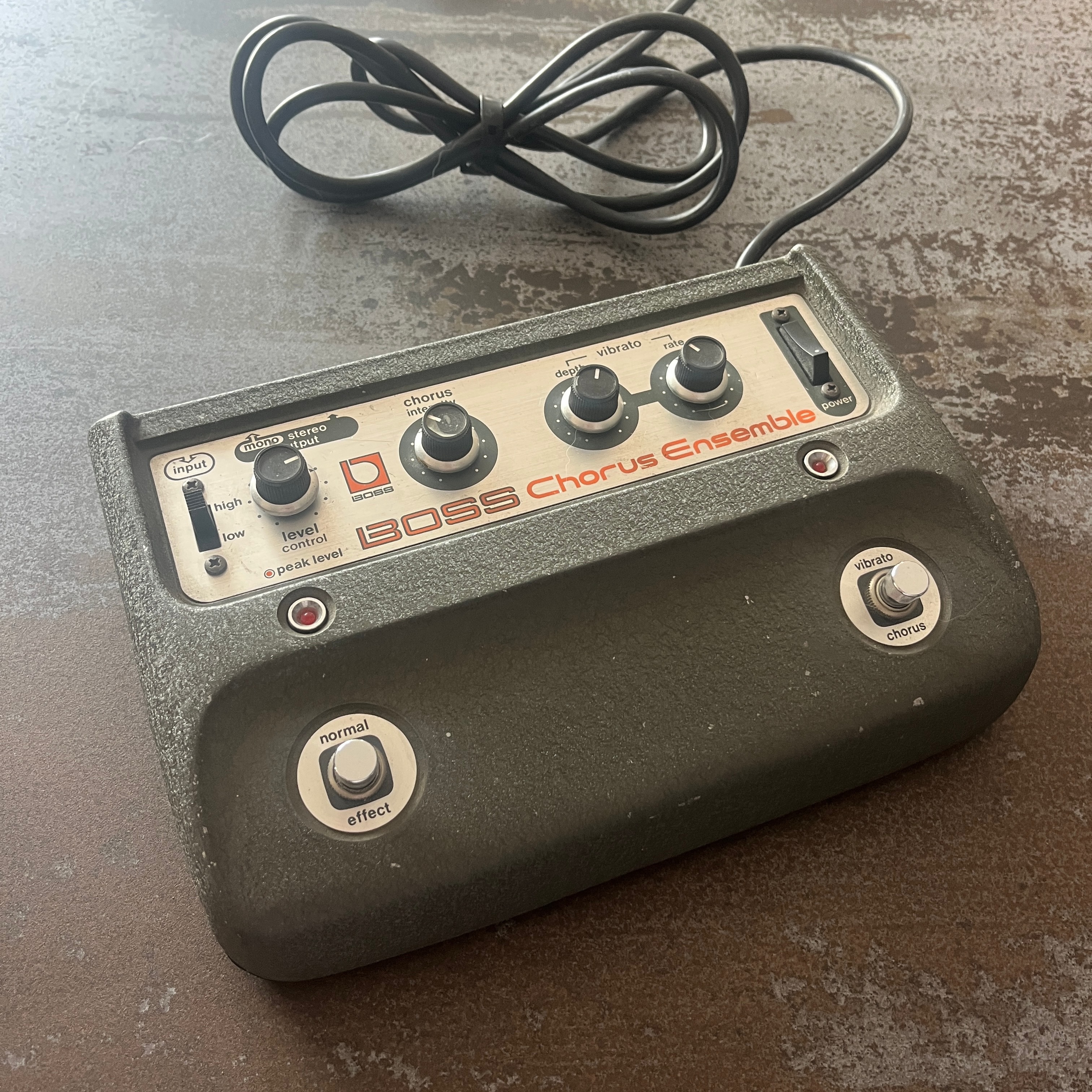 Vends BOSS CE-1 Chorus Ensemble (1981)
