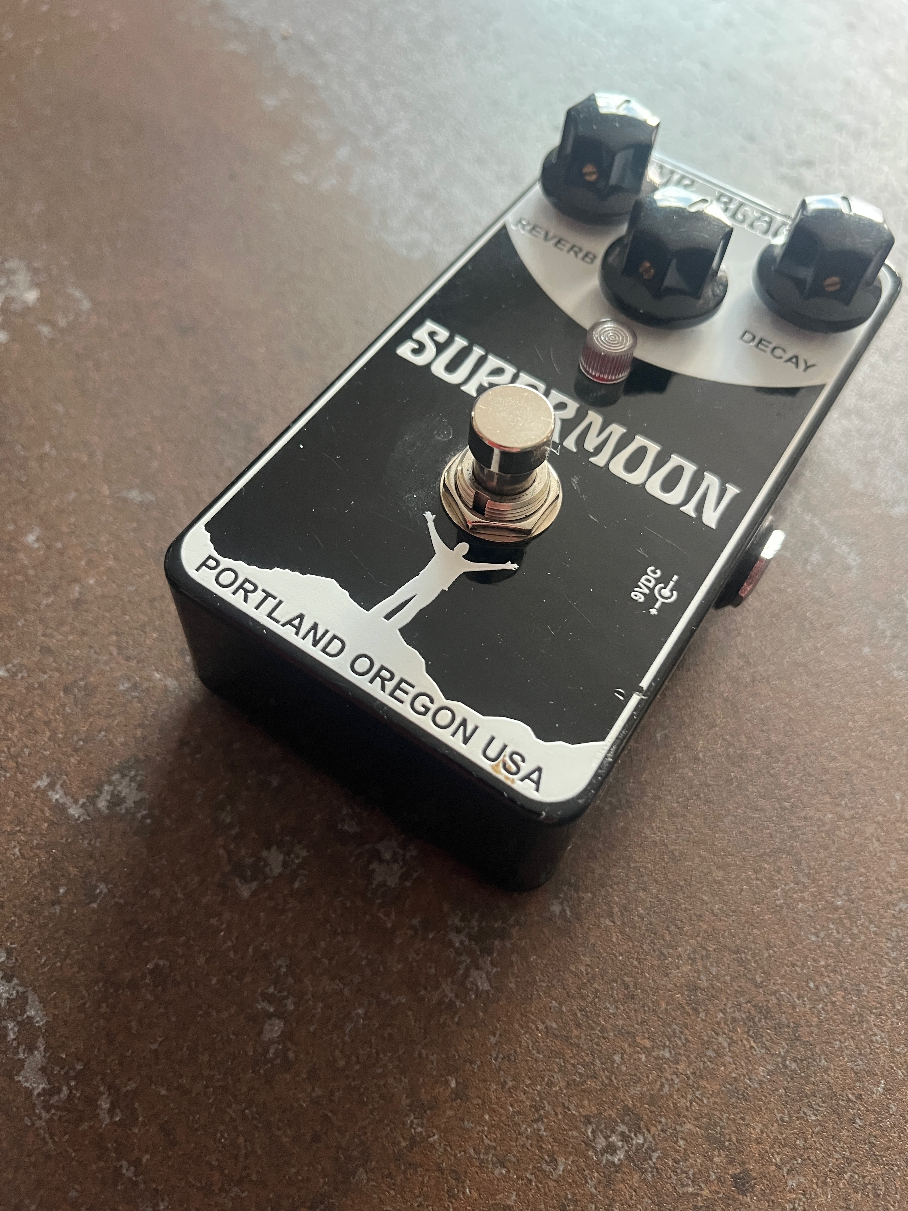 Pédale Reverb - Mr. Black Supermoon Black – TBE