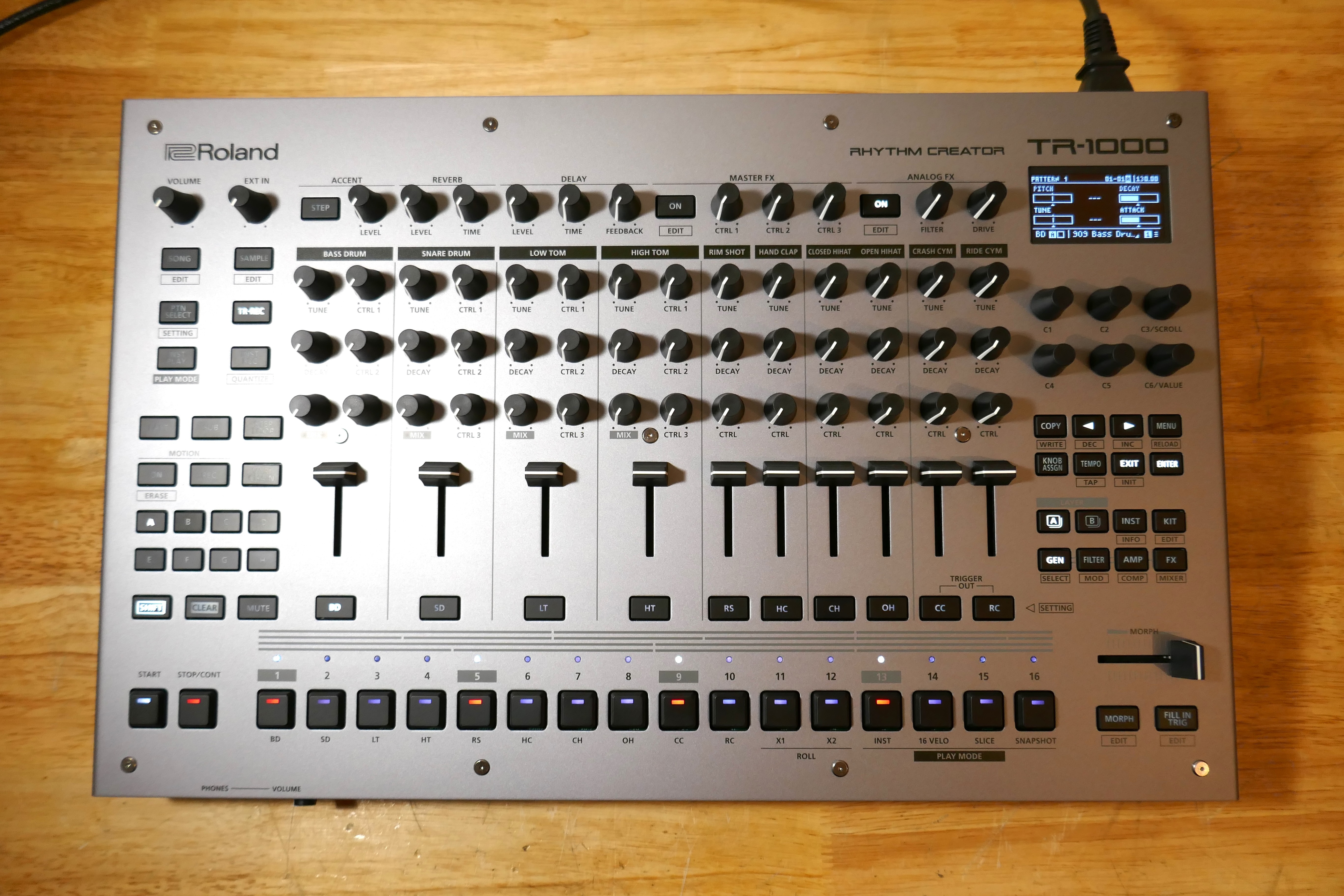 Roland TR-1000 neuve