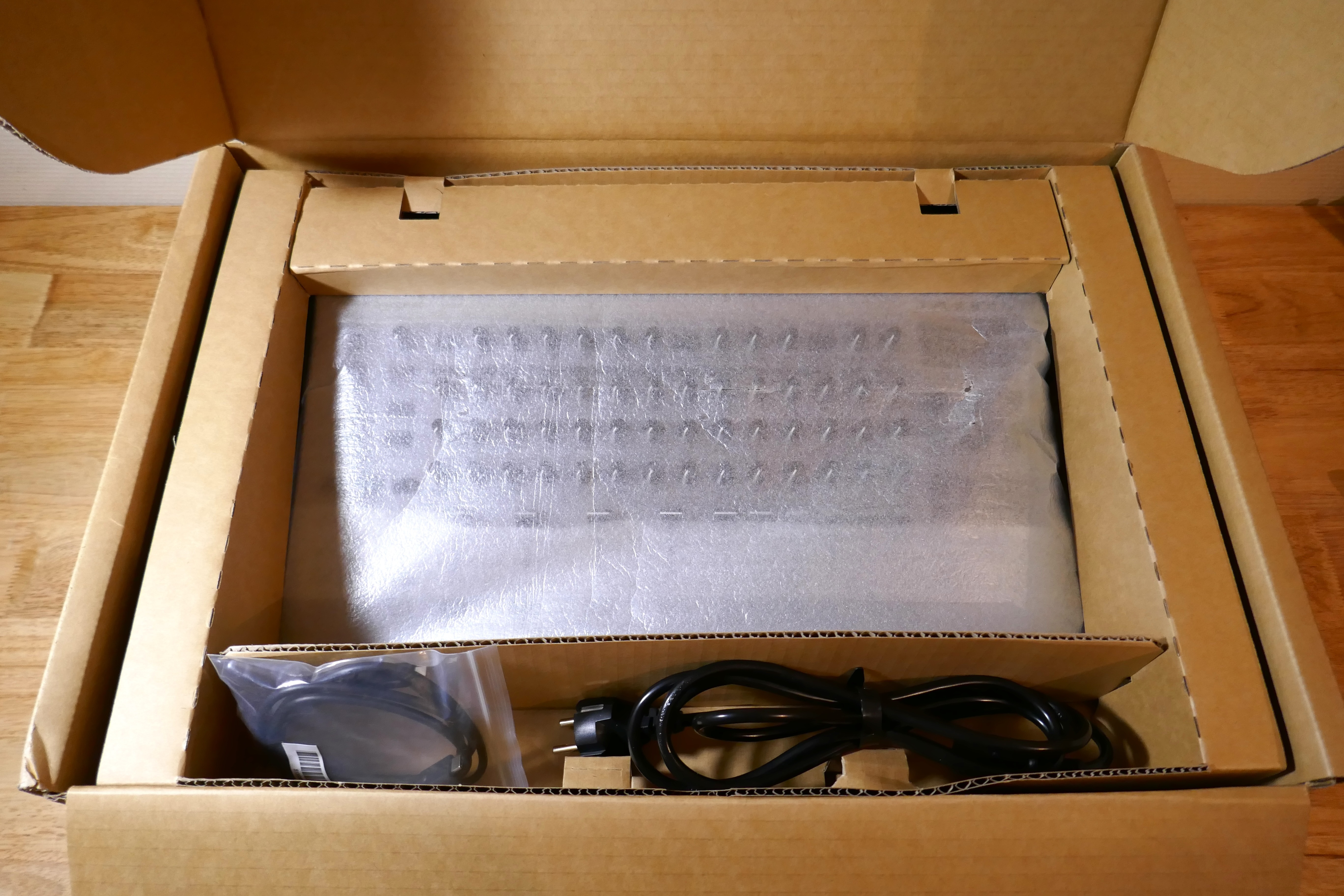 Roland TR-1000 (35024)