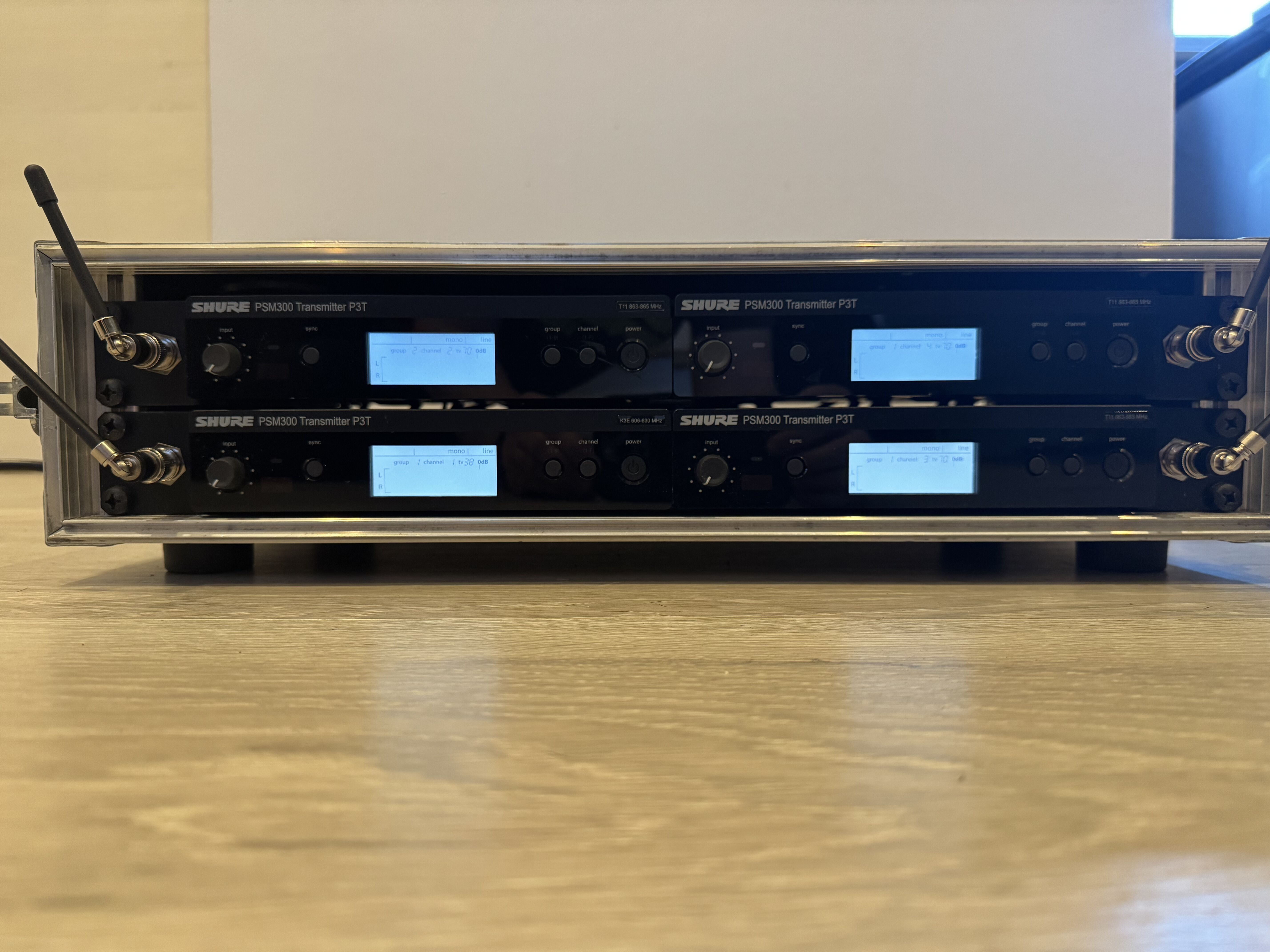 4 in ear monitor Shure PSM 300 premium en rack