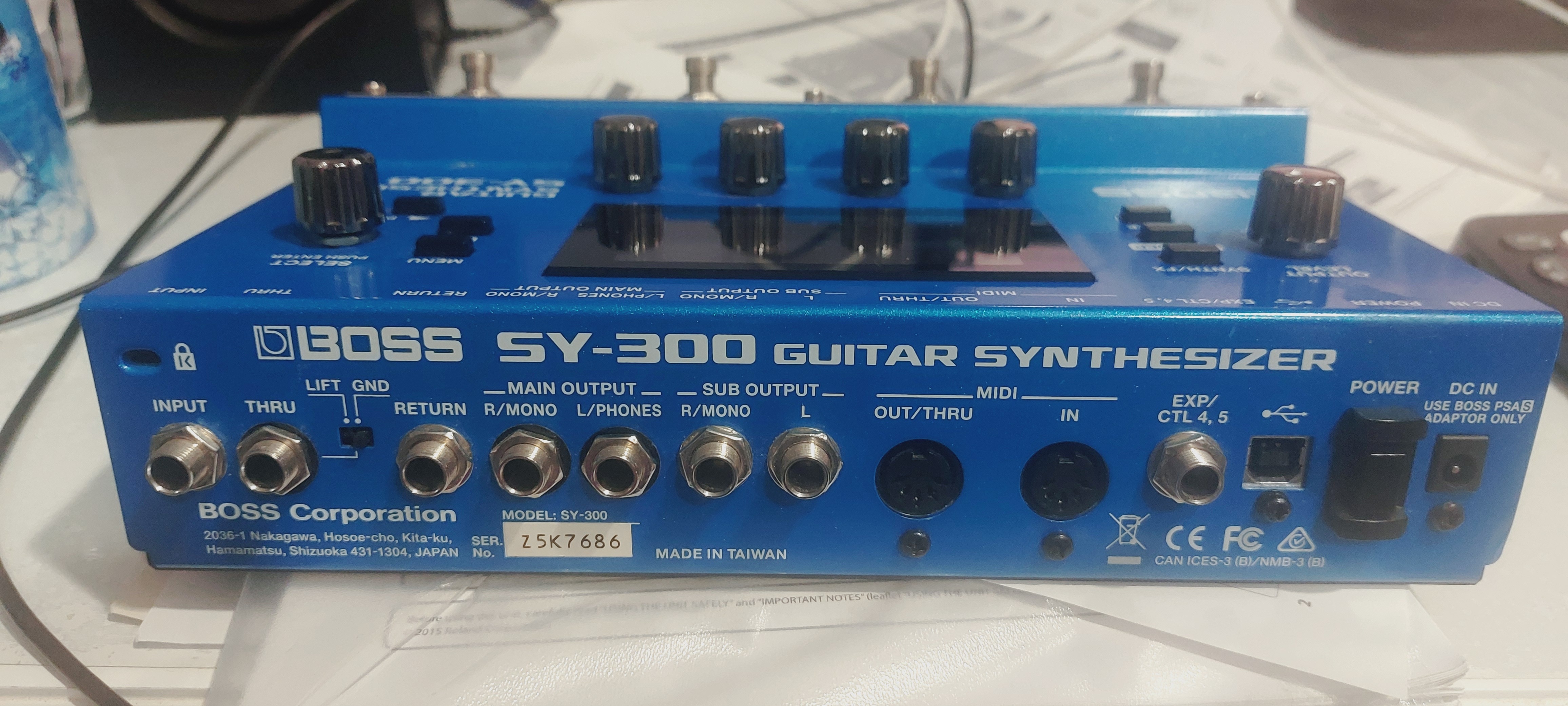 Vends Boss Sy 300 guitar syntetiseur