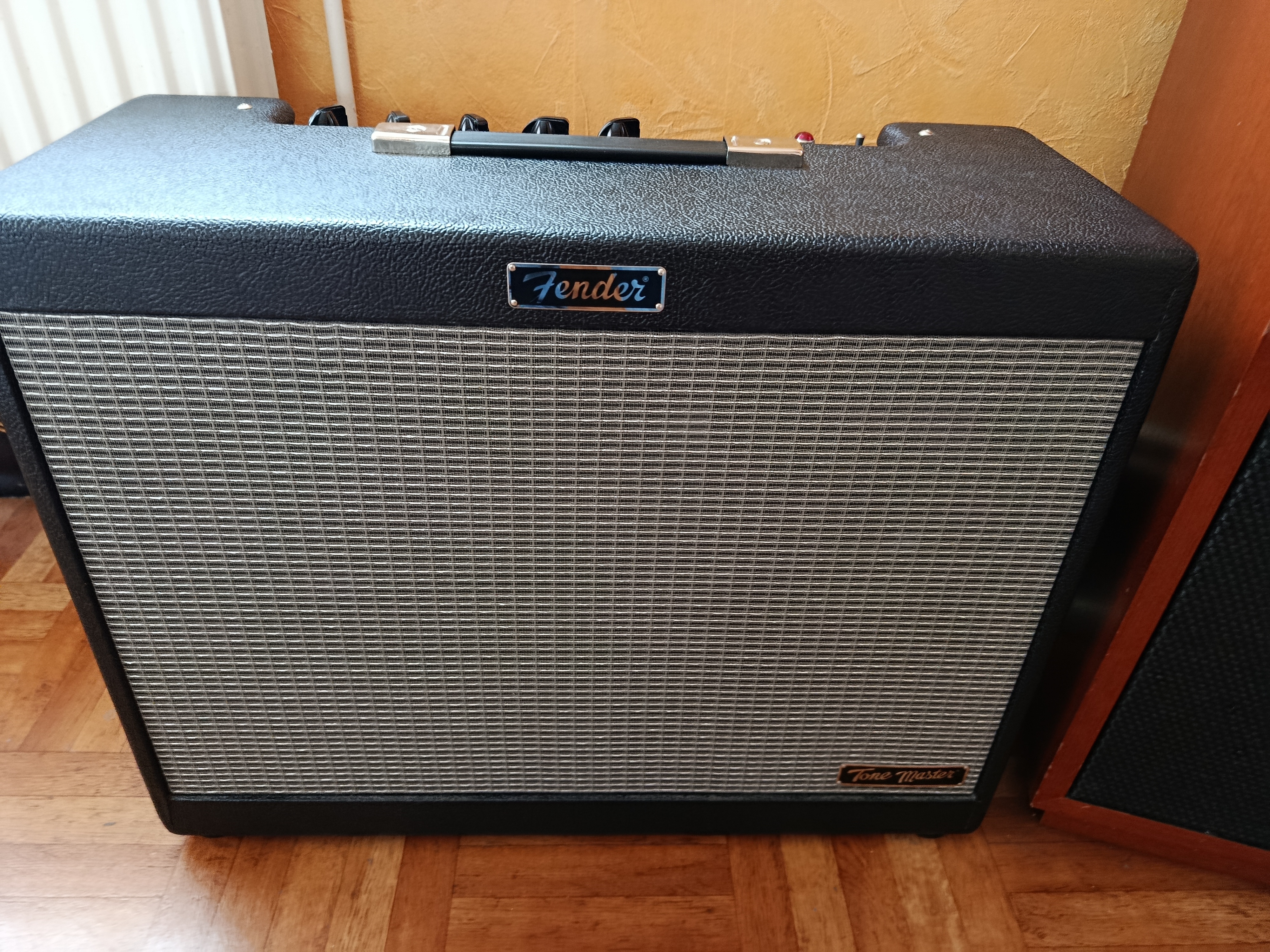 A Vendre Fender Tone Master FR-12
