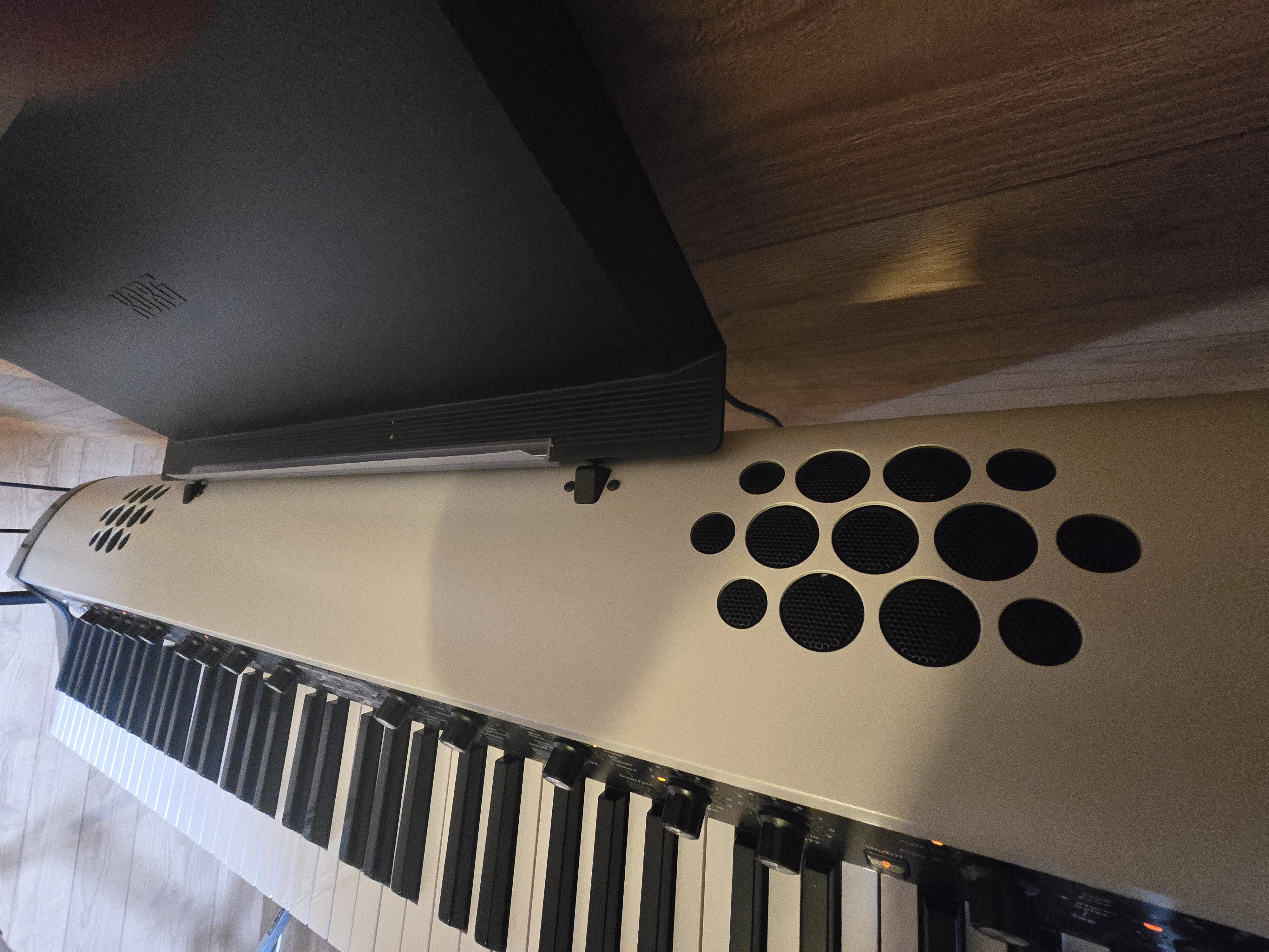 Vends Korg SV2S 88 notes sous garantie