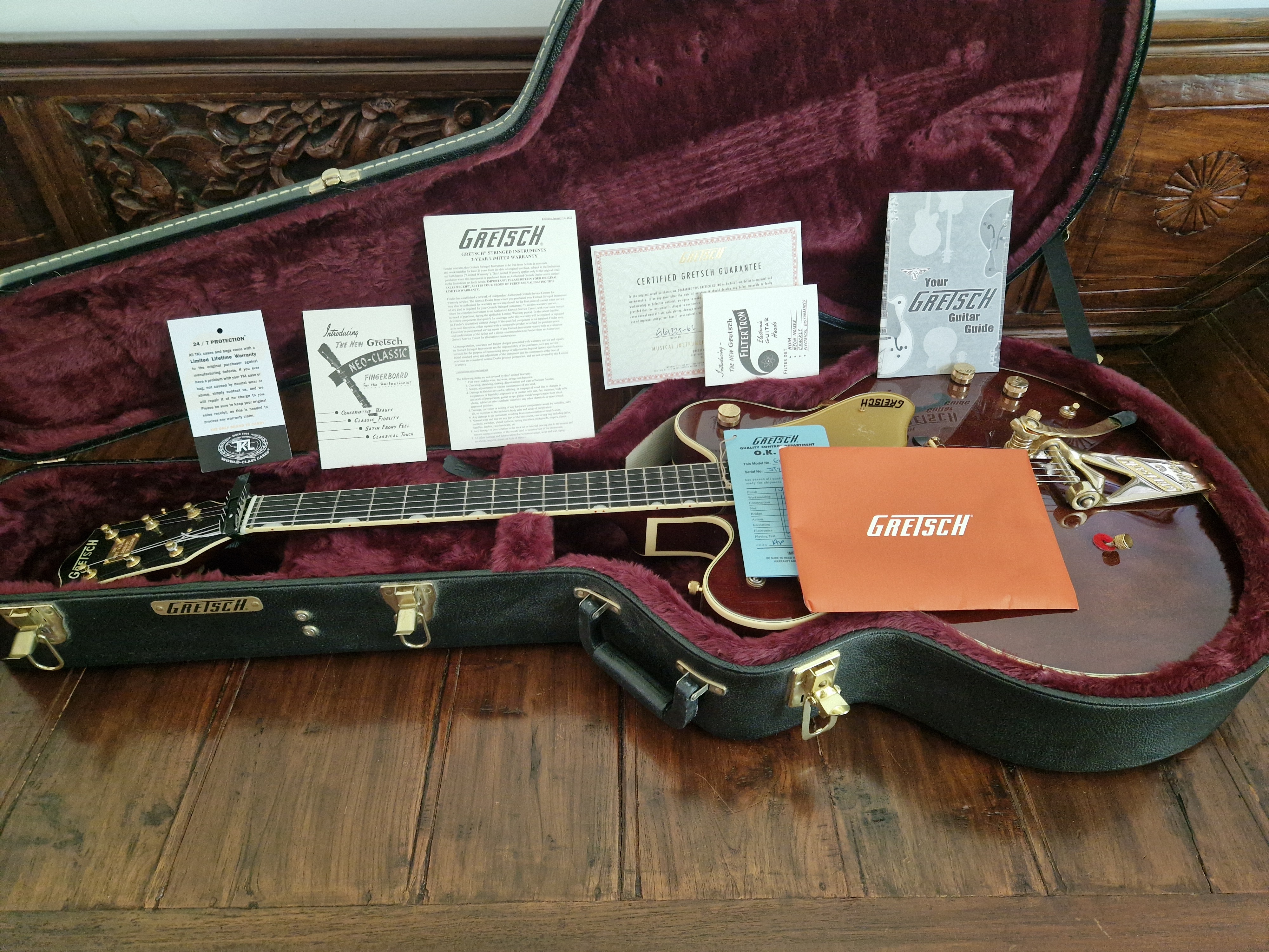 Gretsch G6122-1962 Chet Atkins Country Gentleman (51657)