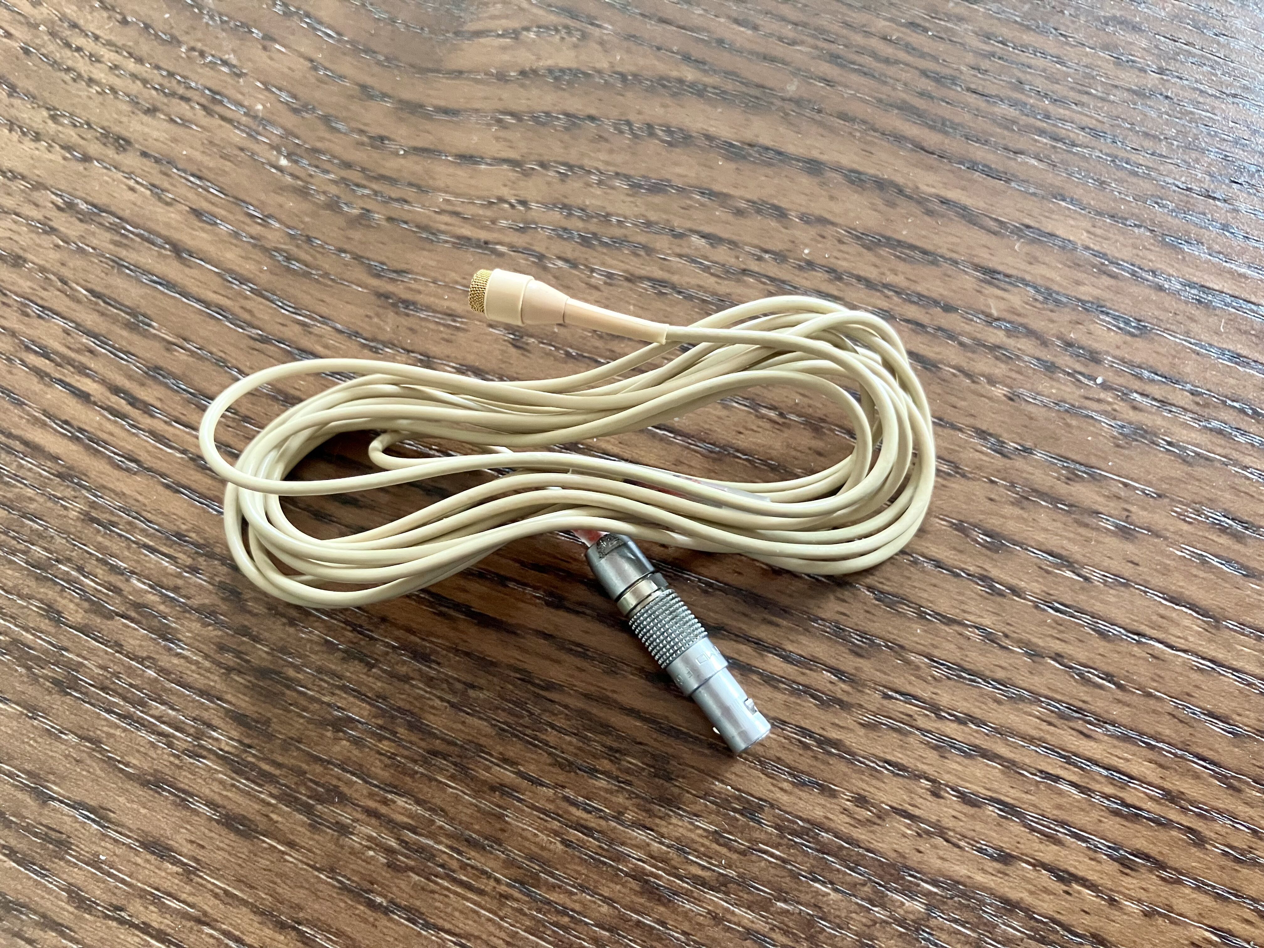 MICRO CRAVATE DPA 4061-OP-C-F03 - 4061 + Omni Mic, Loud SPL, Beige, 3-pin LEMO