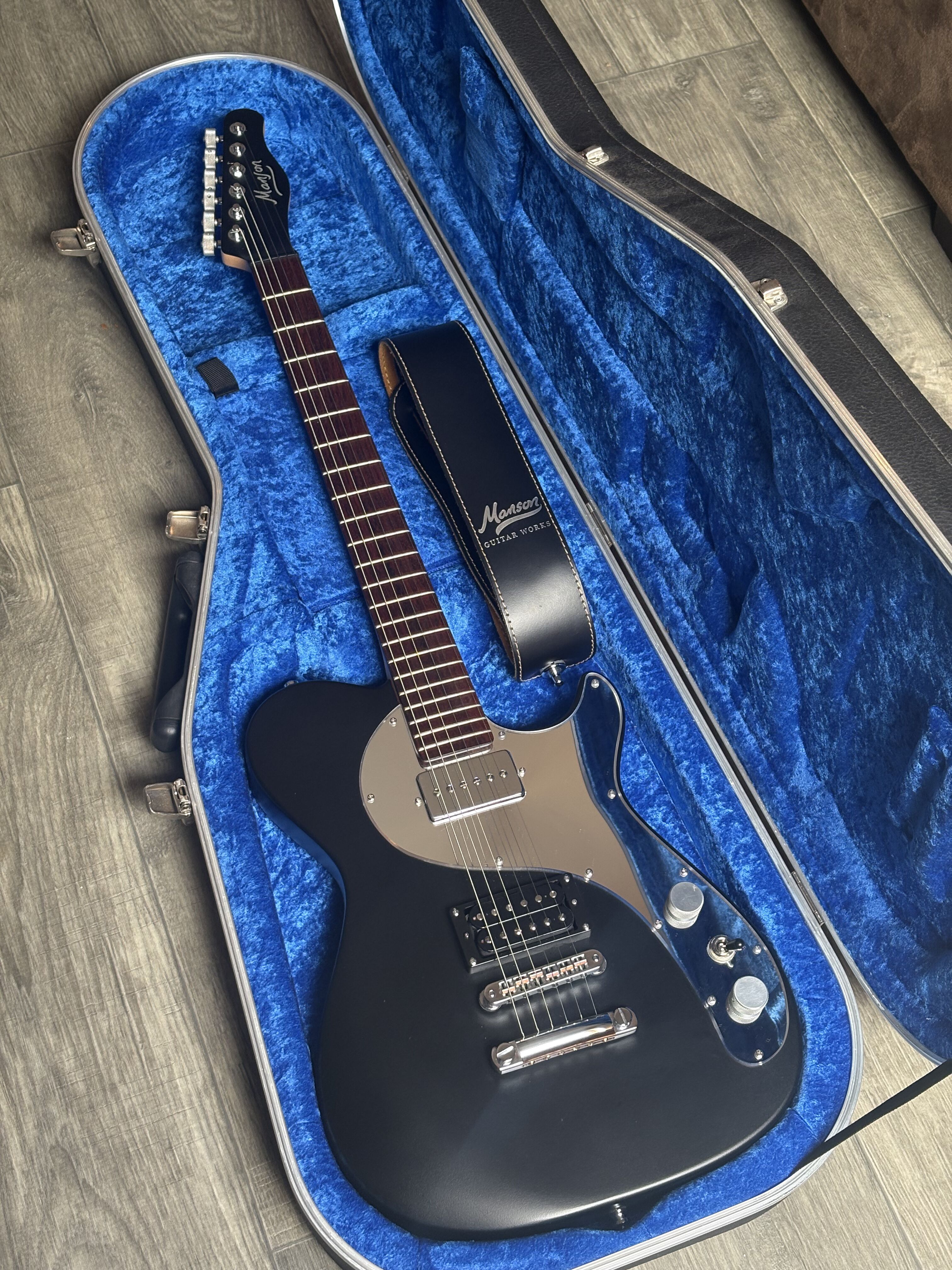 Manson MA Classic (w/ Flight Case)
