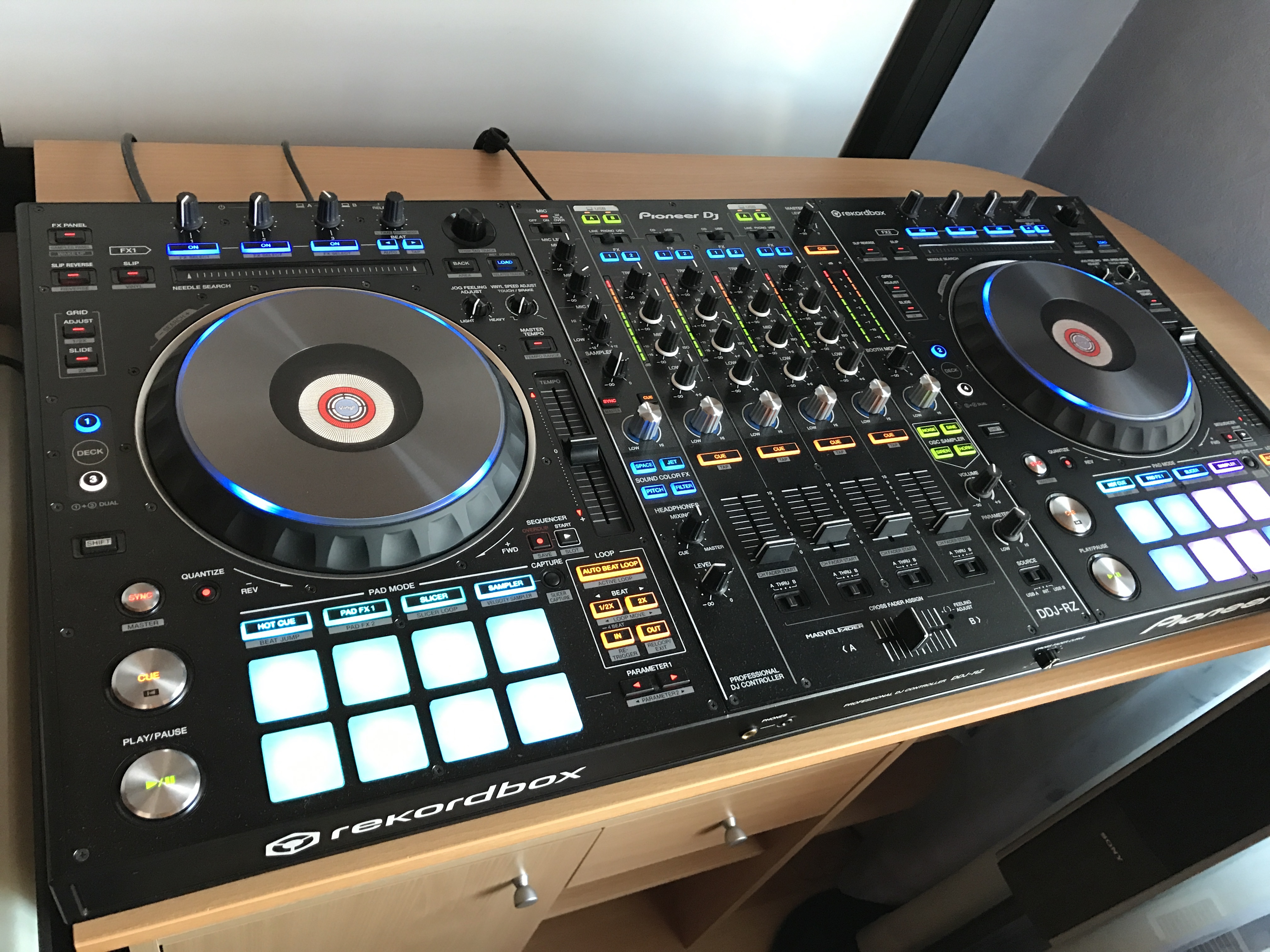 Controleur DJ Pioneer DDJ RZ