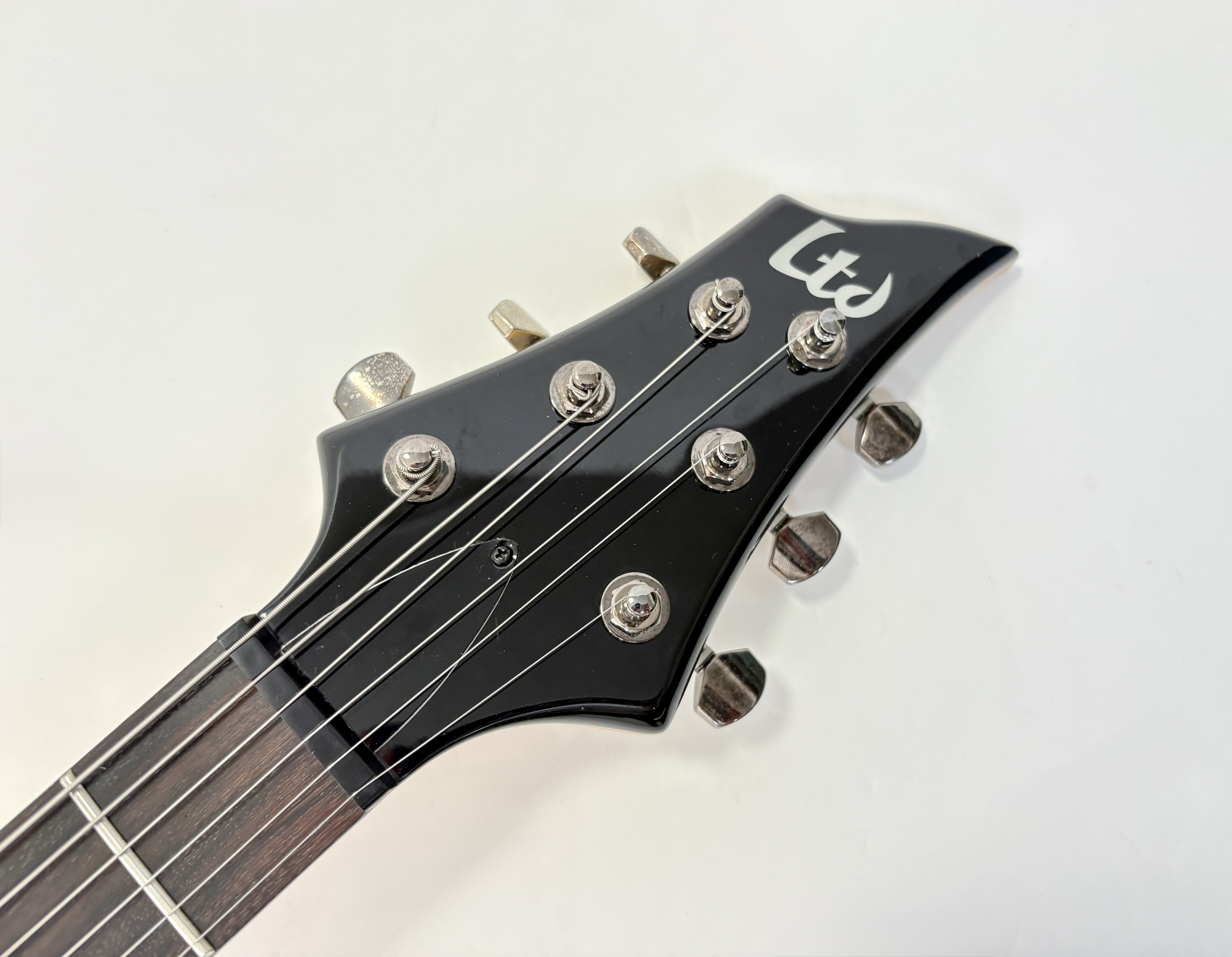 LTD F-10 (94684)