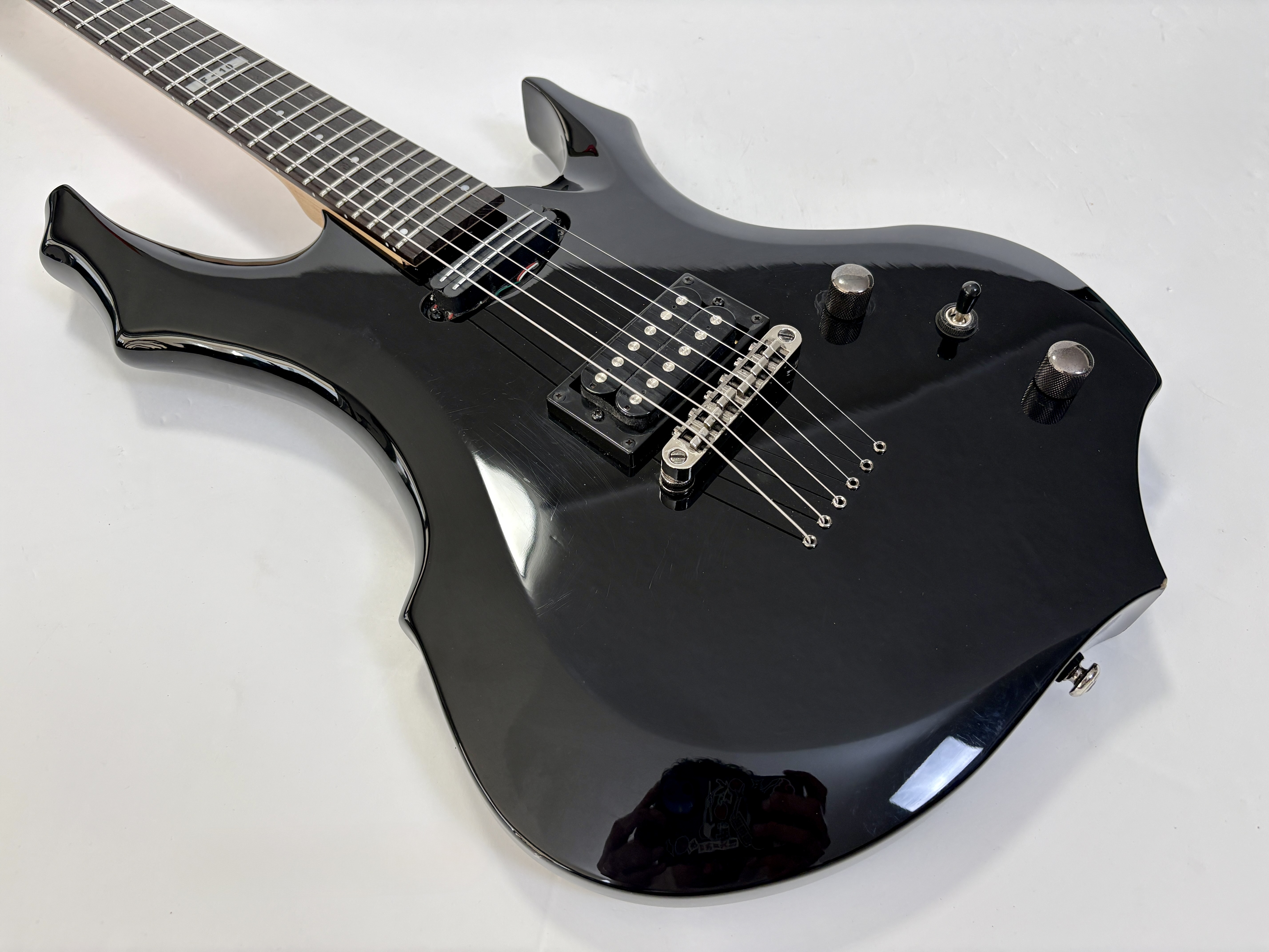 LTD F-10 (64060)