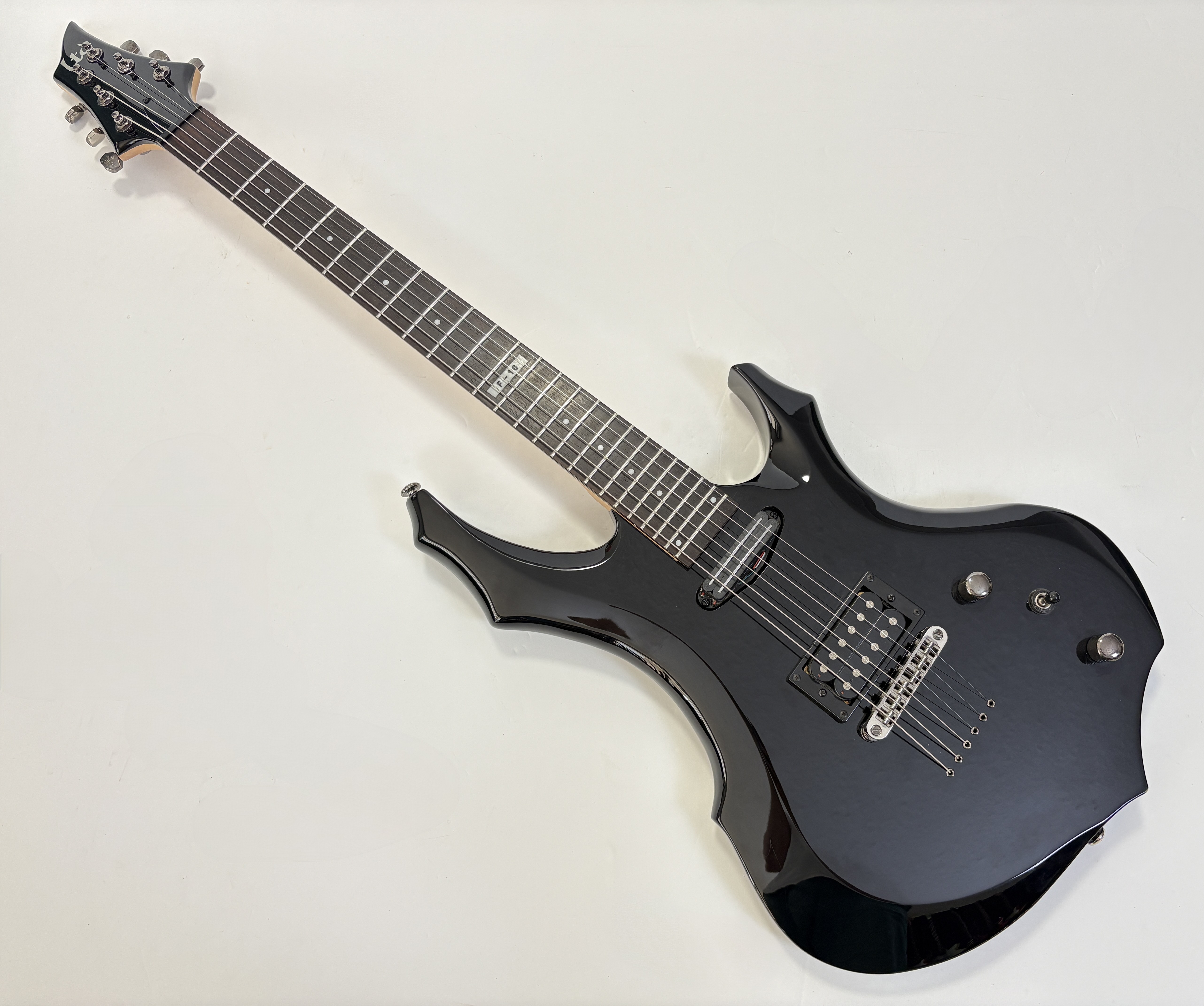 LTD F-10 (69349)