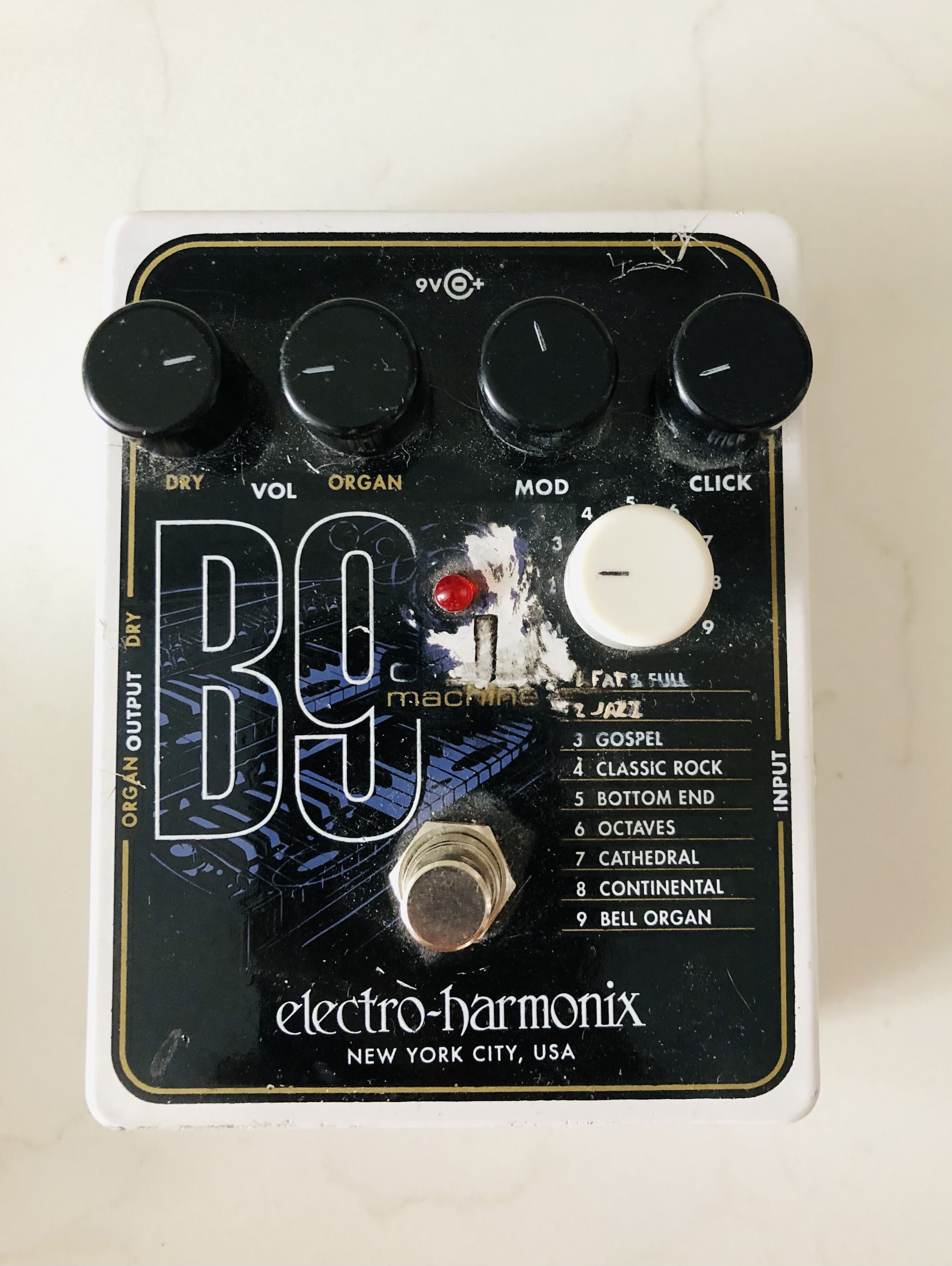 B9 Electro-Harmonix a vendre!