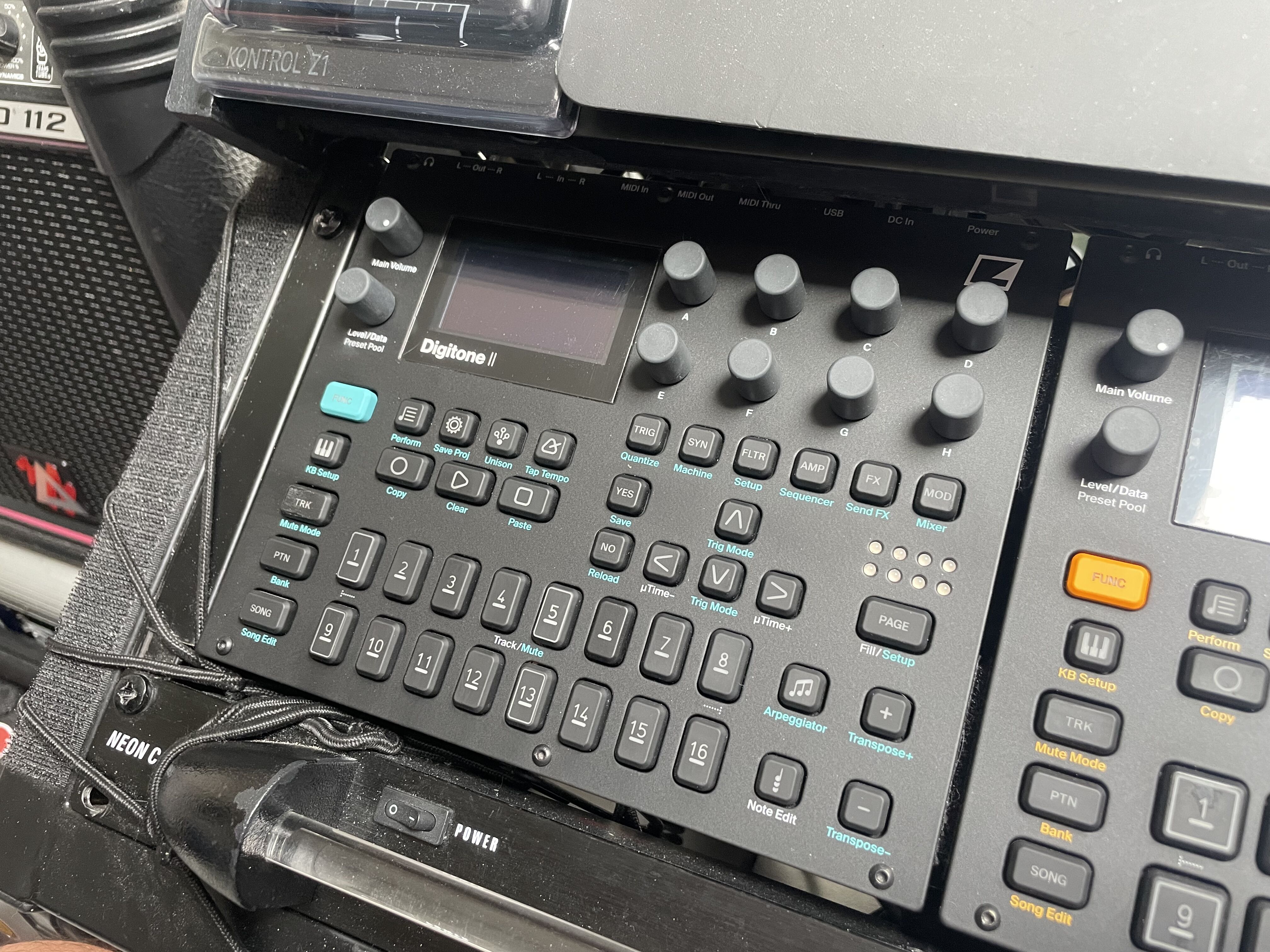 Elektron Digitone 2