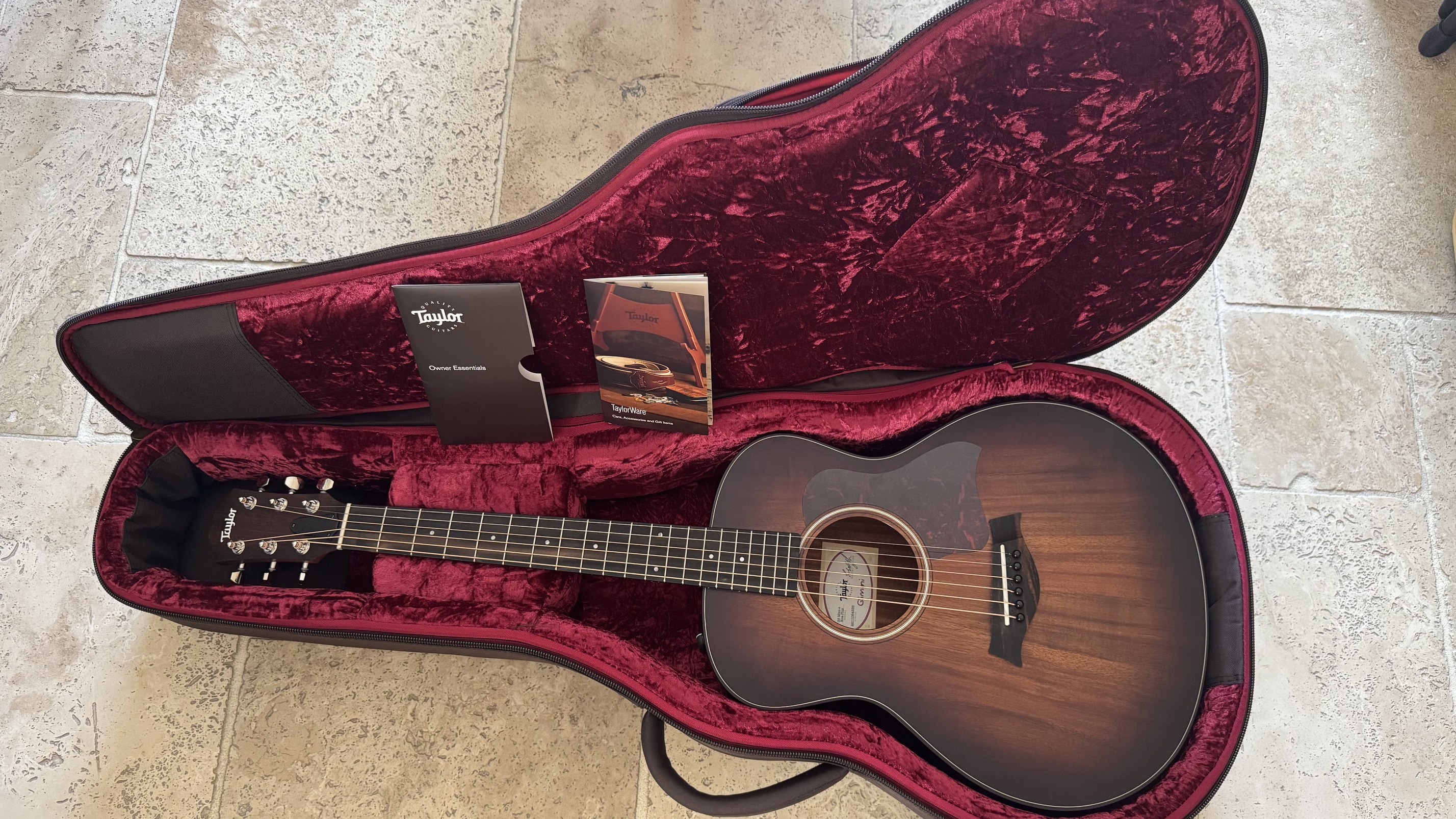 Guitare FolK TAYLOR GS Mini KOA Plus Parlor Tout KOA EB ES-2 Shaded Edge Burst