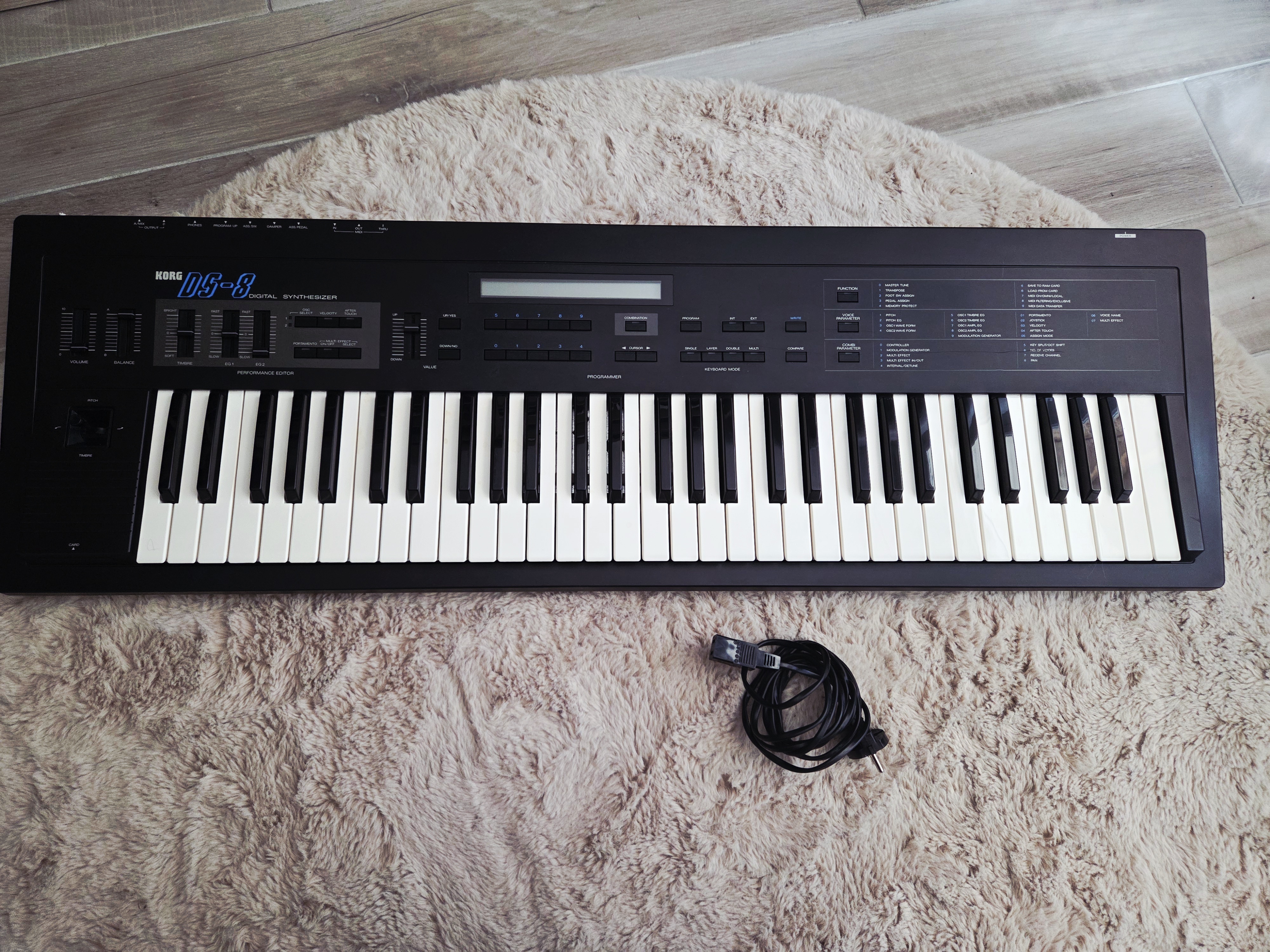 Korg Ds-8