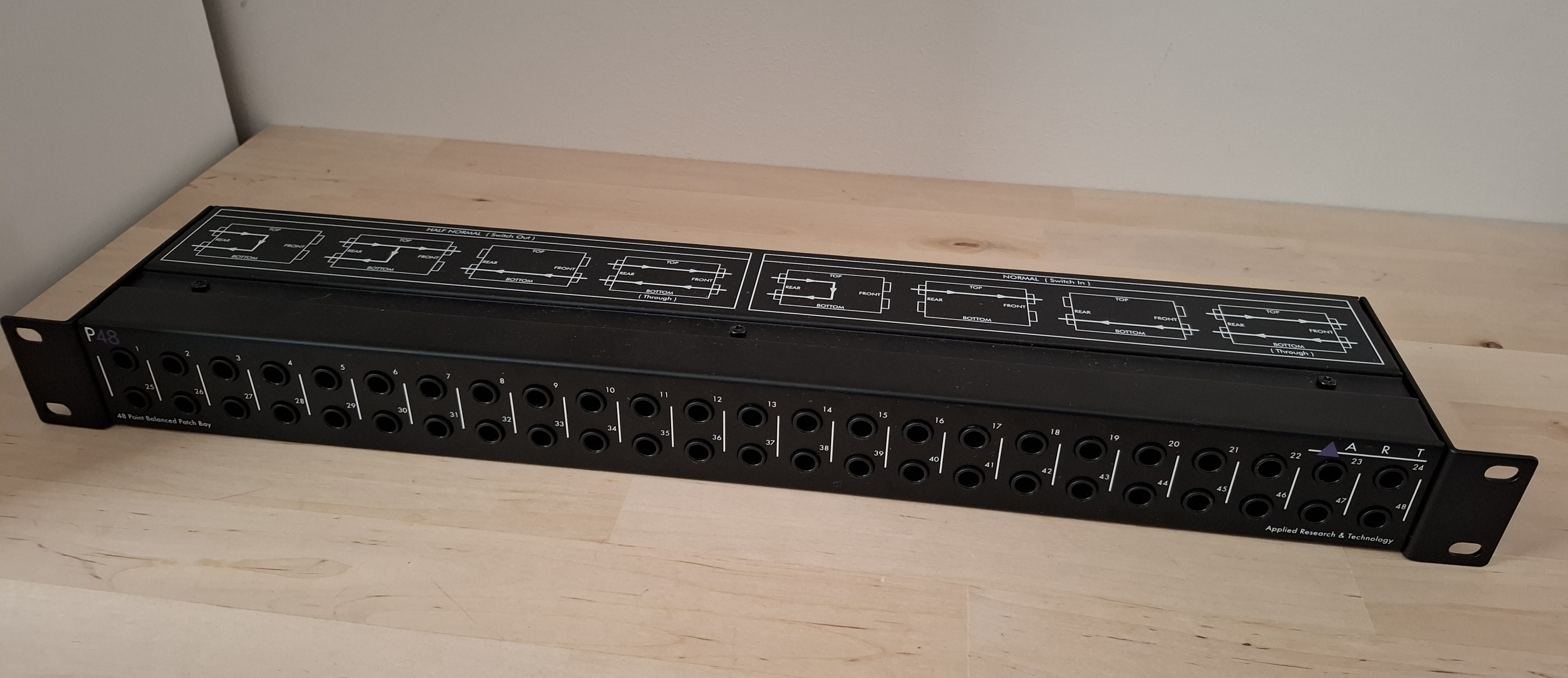 Vends patcbay art p48 TBE