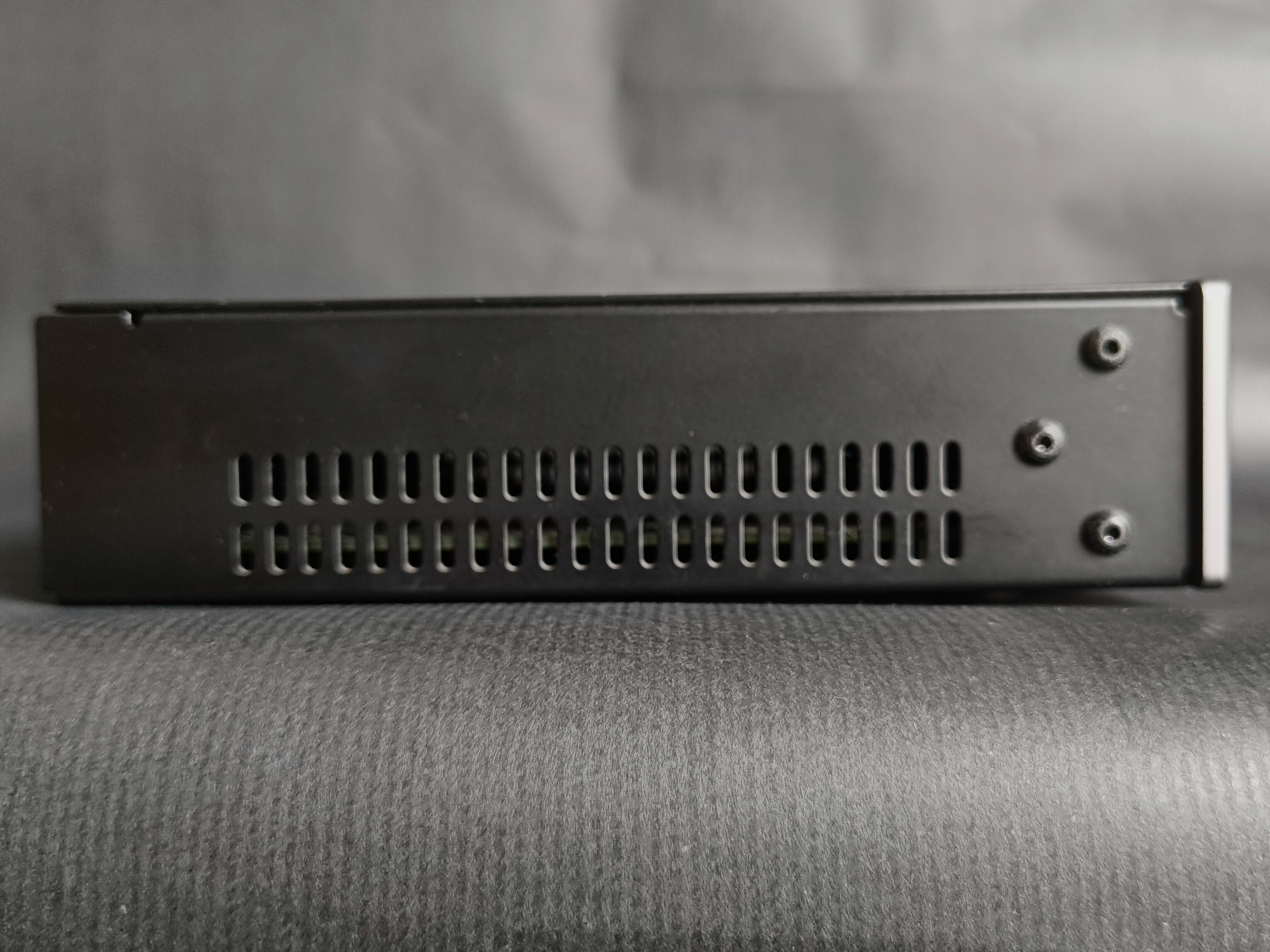 Universal Audio UAD-2 Satellite Thunderbolt 3 - OCTO Core (37017)
