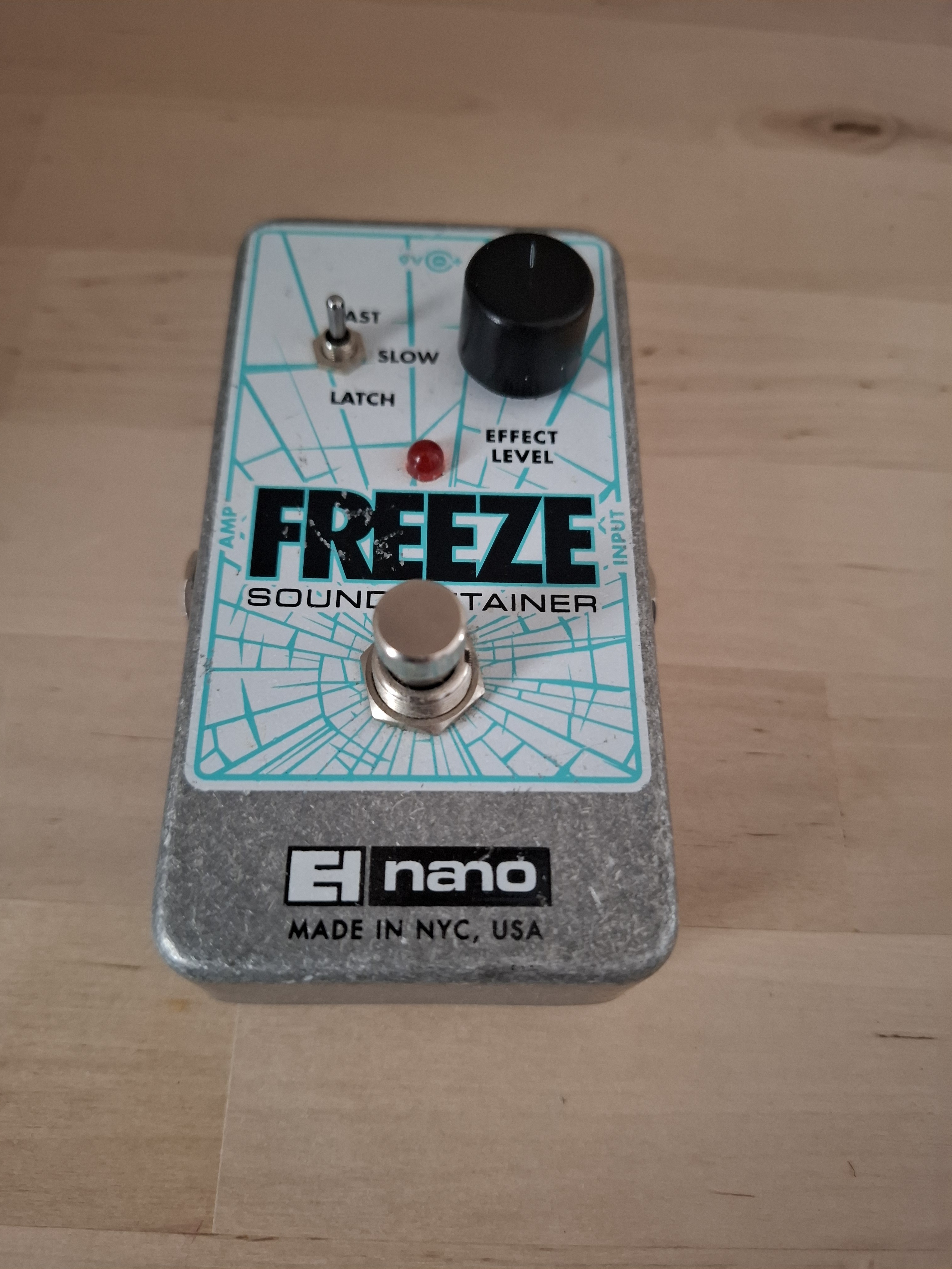Vends pédale guitare Freeze de E.harmonix