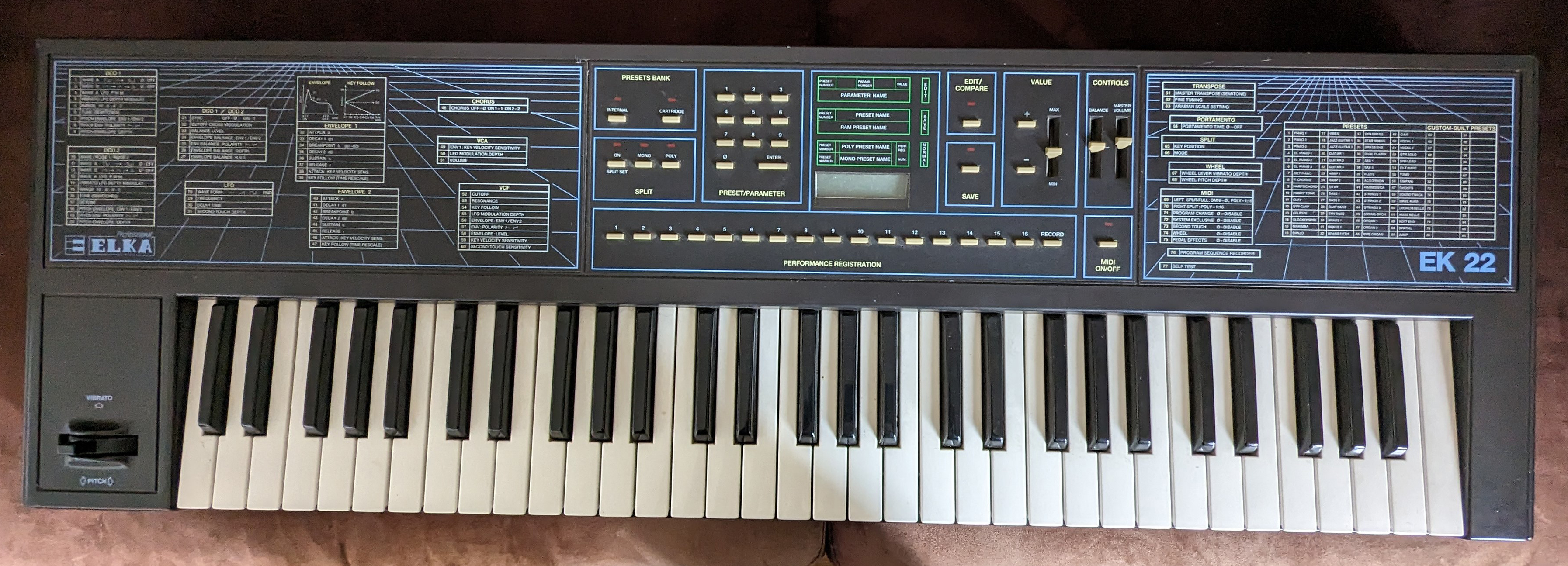Elka EK-22 (Analogique 80s Italien) - À réparer - Rare successeur du Synthex