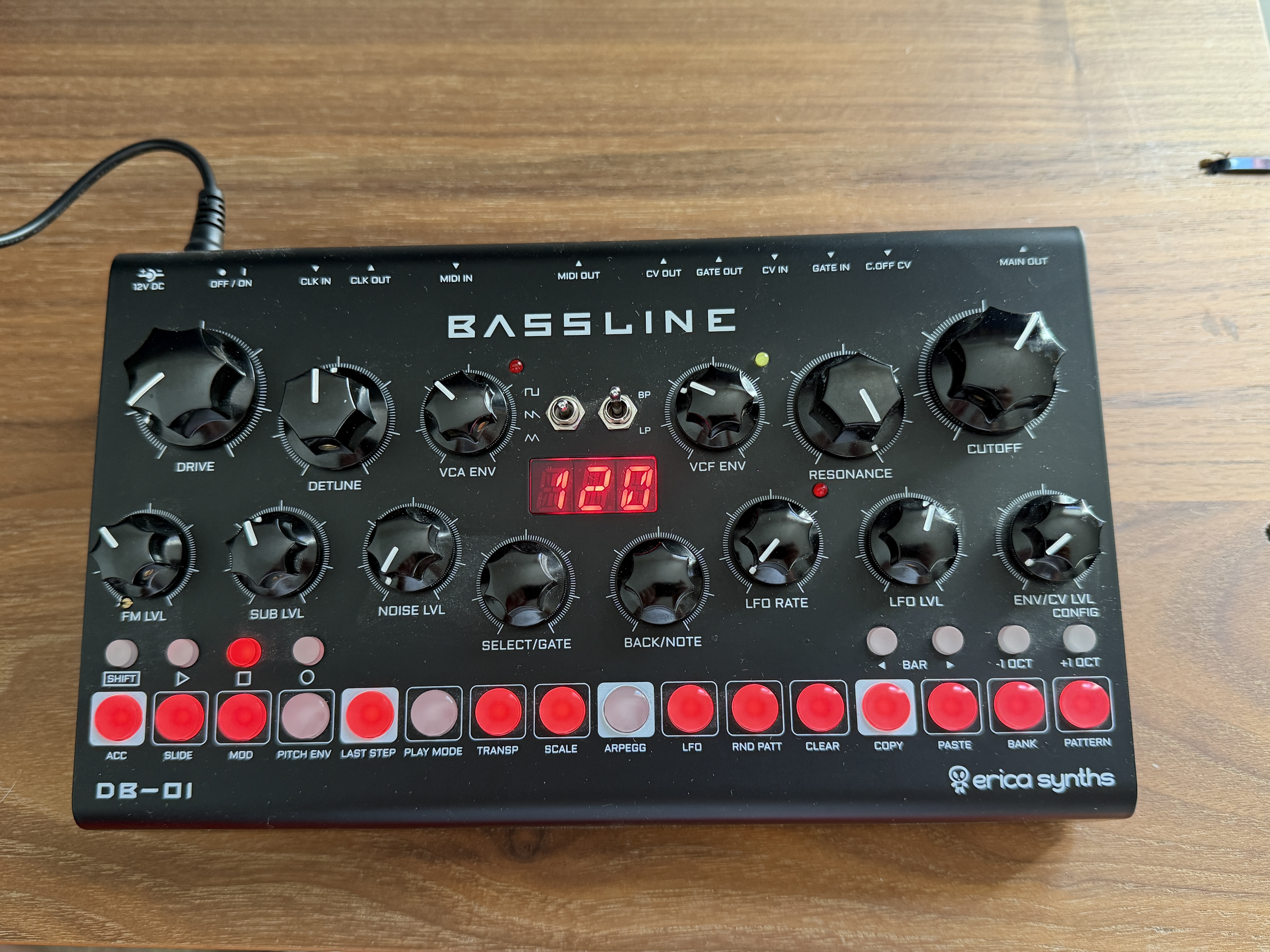Vend Erica Synth DB01 quasi neuve